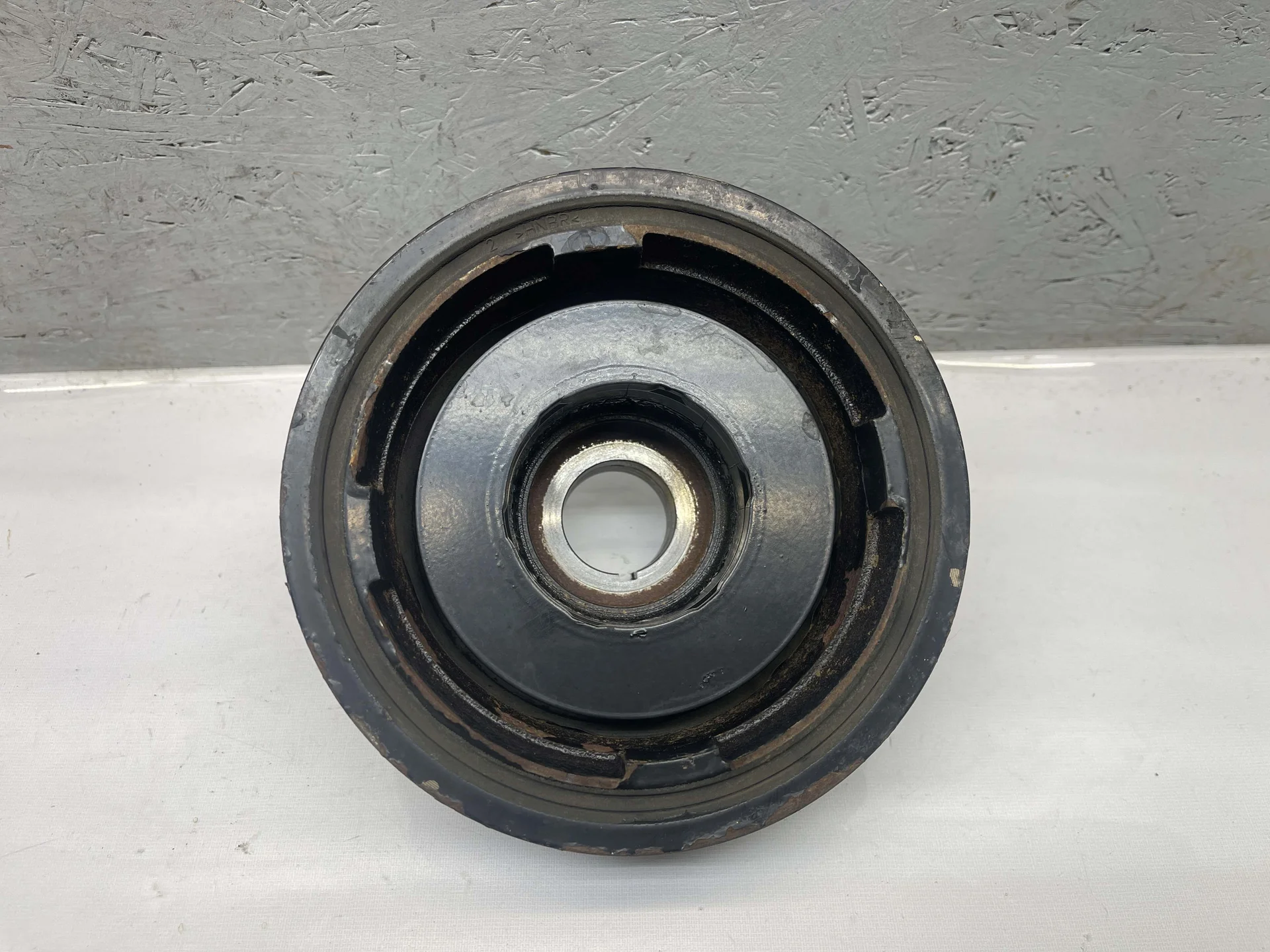 Шкив коленвала Mercedes-Benz W221 273 A2730300103 - миниатюра 2