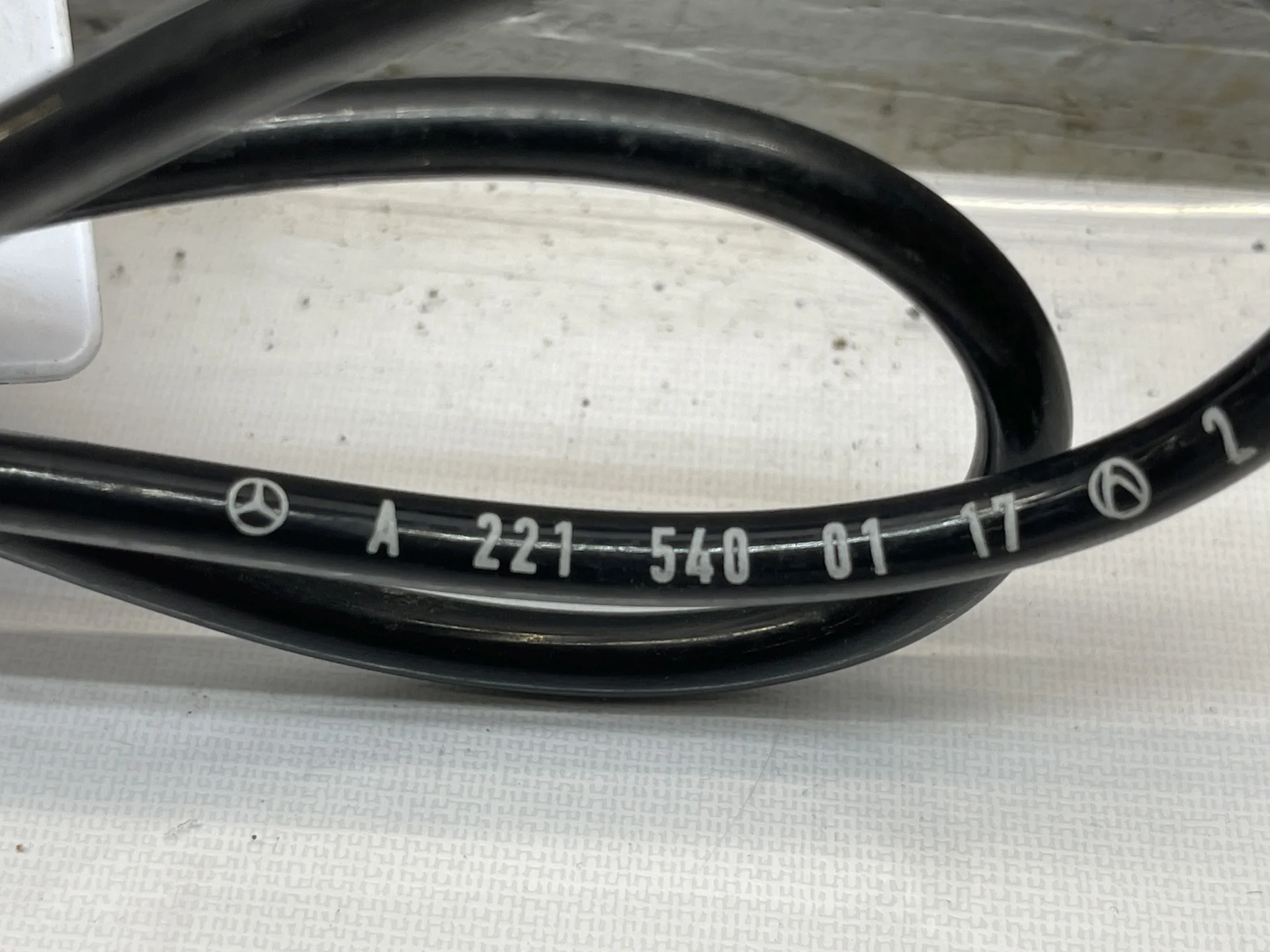 Датчик ABS задний Mercedes-Benz W221 A2215400117 - миниатюра 4