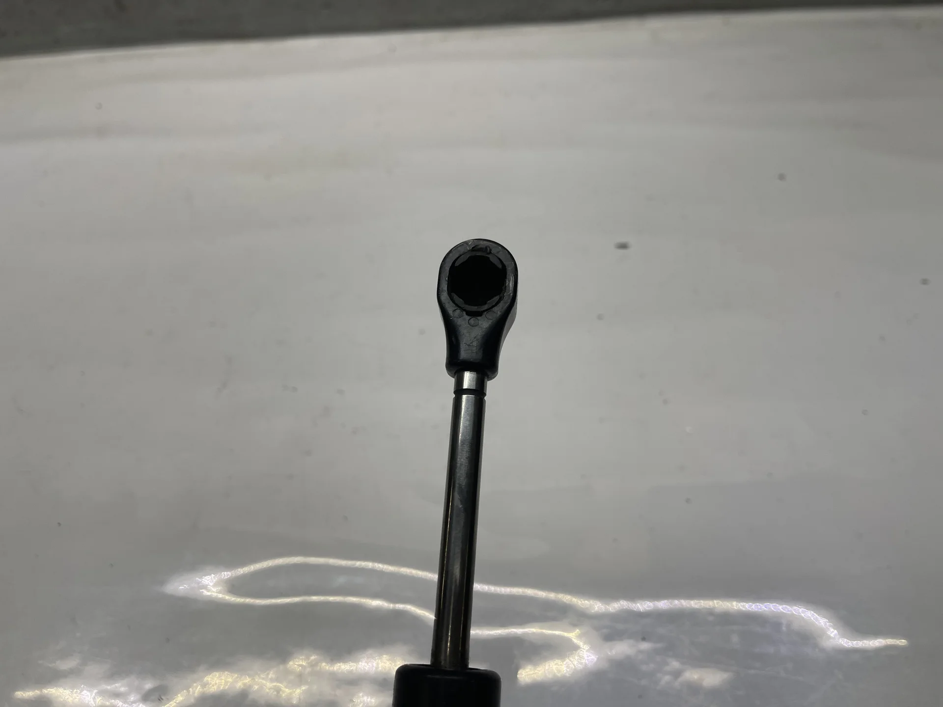 Ограничитель двери задний Mercedes-Benz W221 A2217300016 - миниатюра 3