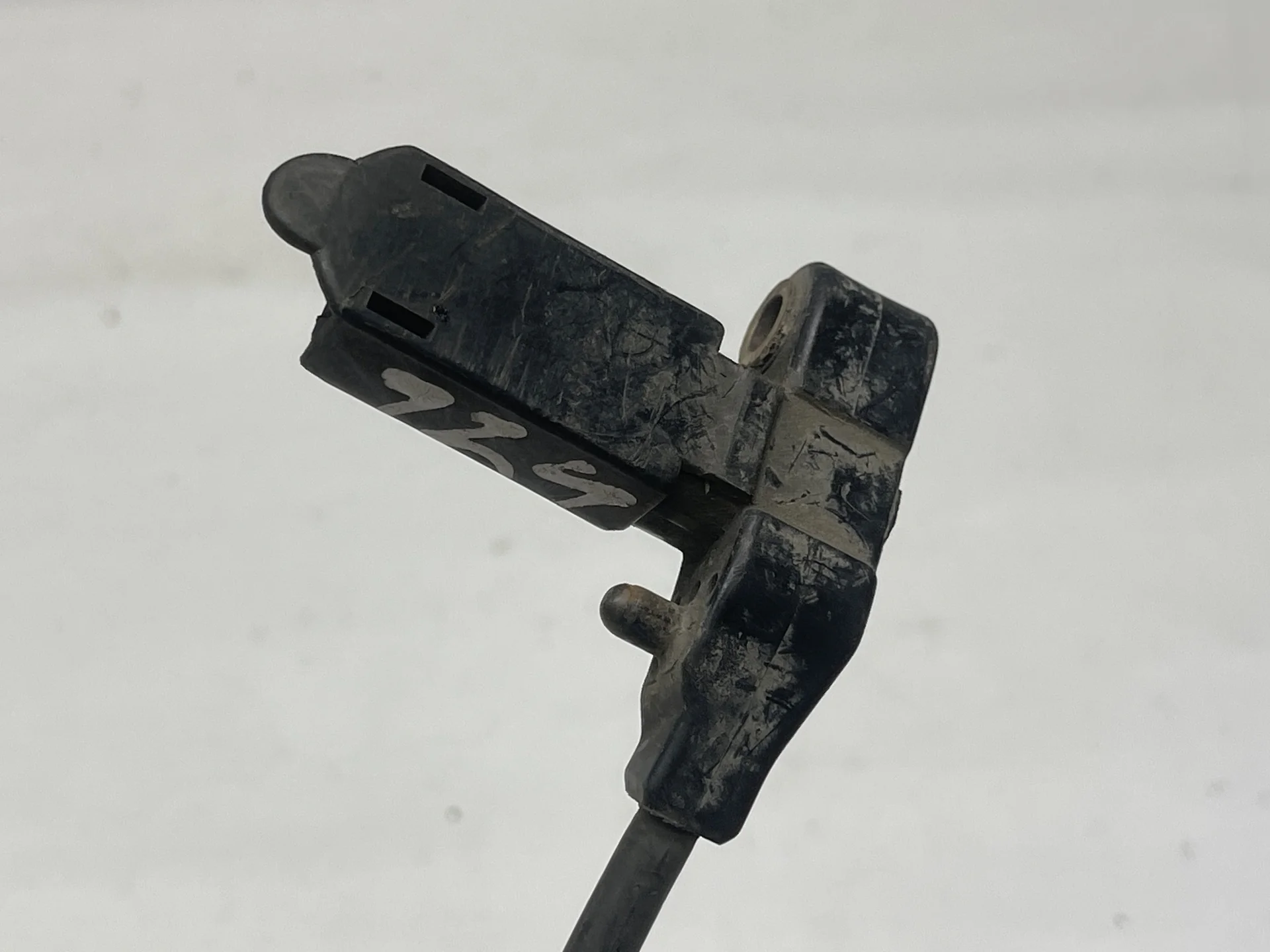 Проводка датчика износа передних колодок Mercedes-Benz W124 A1245406907 - миниатюра 3