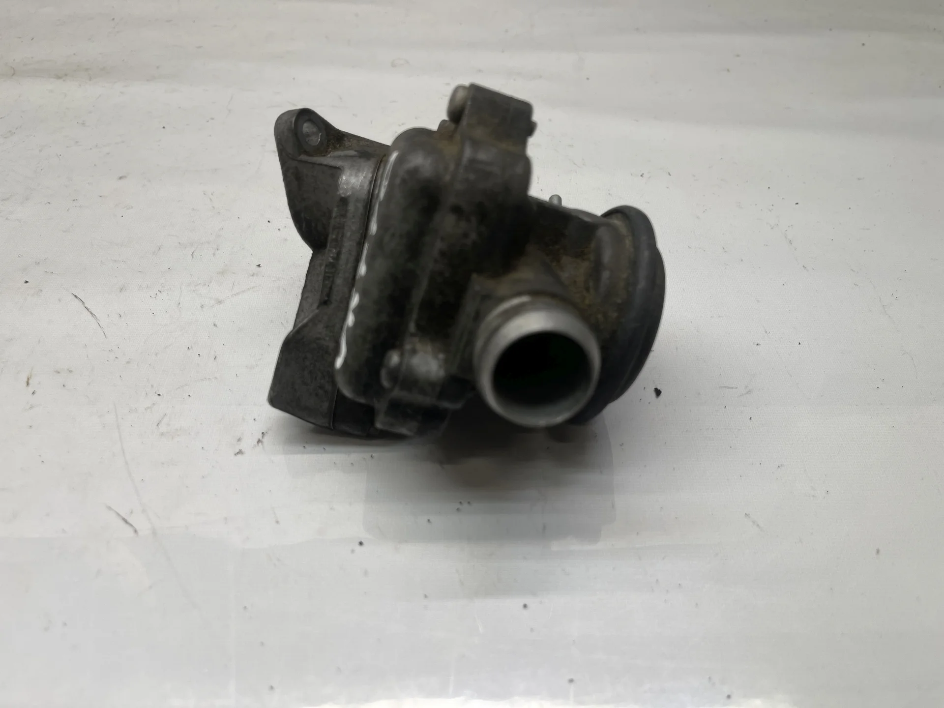 Клапан ЕГР Mercedes-Benz W211 272 A0021407460 - изображение 1