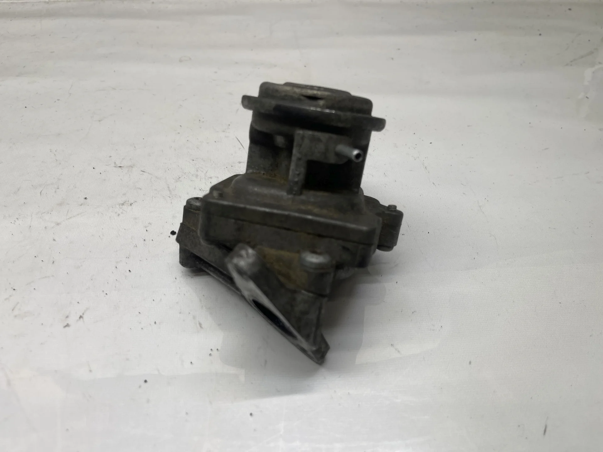 Клапан ЕГР Mercedes-Benz W211 272 A0021407460 - миниатюра 3