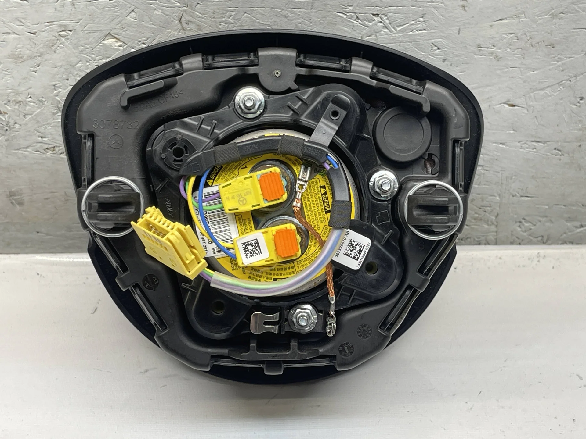 Подушка безопасности в руль Mercedes-Benz C117 270 A2188603402 - миниатюра 4