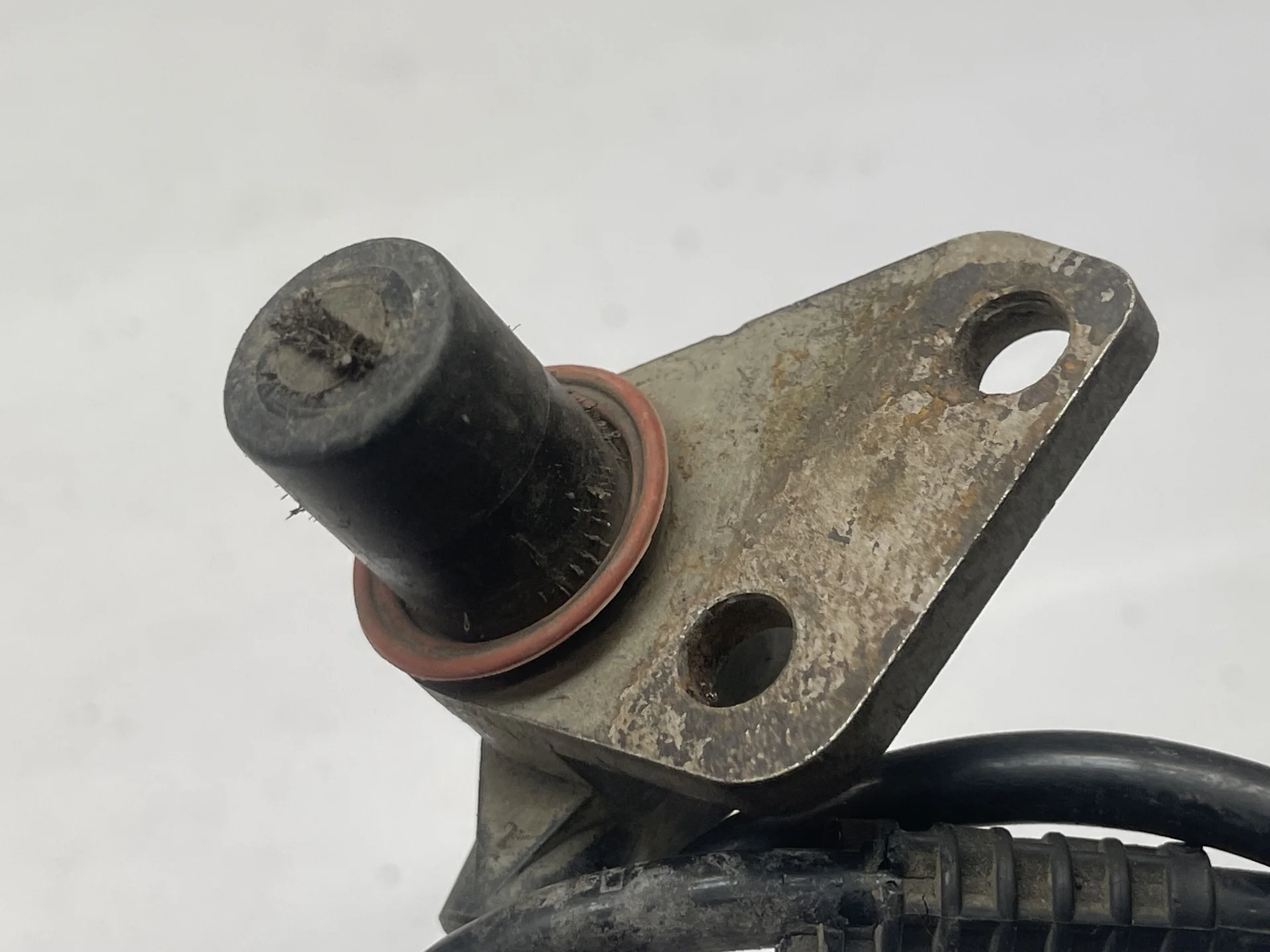 Датчик ABS передний правый Mercedes-Benz W124 A1245403217 - миниатюра 3