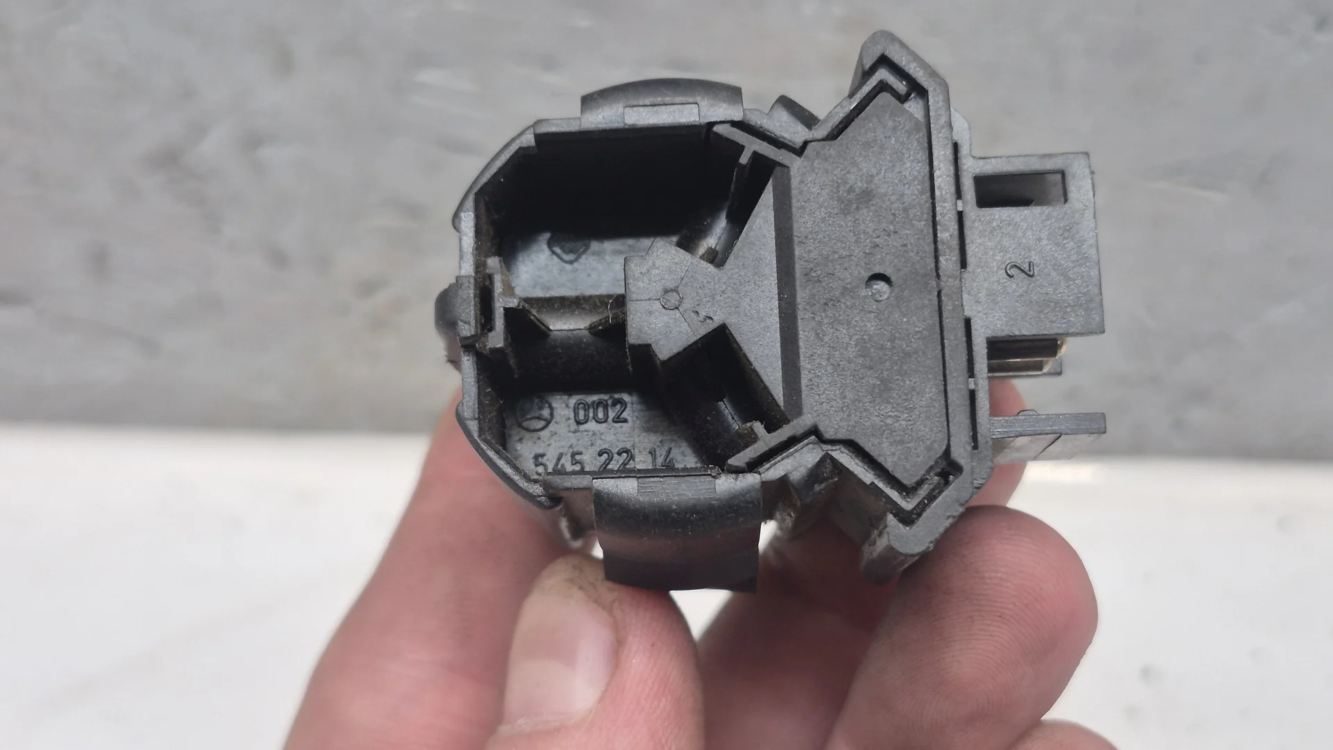 Кнопка кикдауна Mercedes-Benz W140 A0025452214 - миниатюра 3