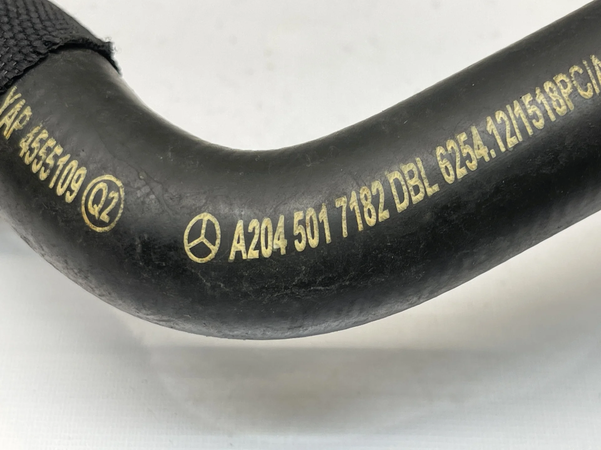 Патрубок системы охлаждения Mercedes-Benz W204 271 A2045017182 - миниатюра 2