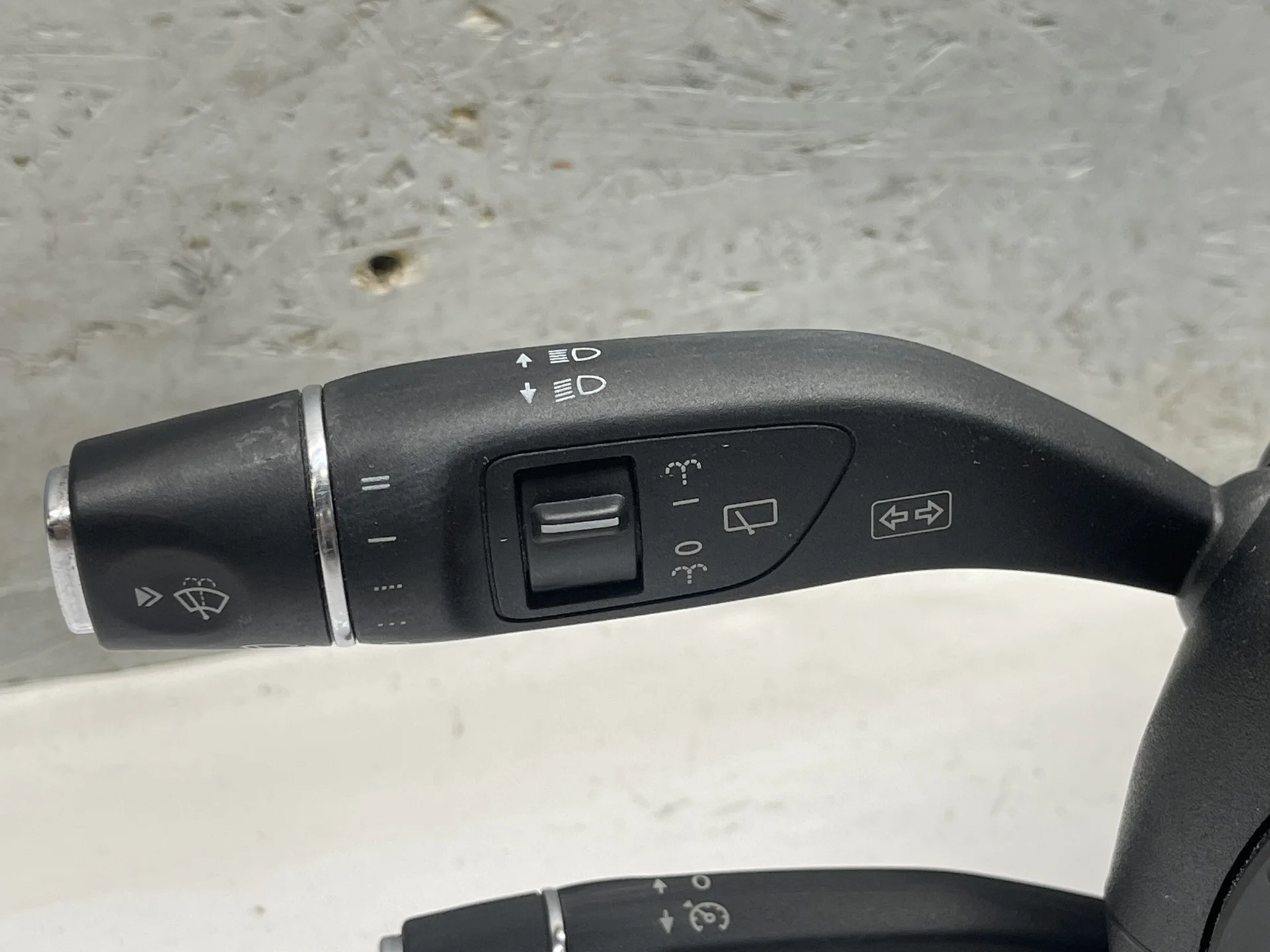 Переключатель подрулевой Mercedes-Benz W246 270 A2469008303 - миниатюра 3