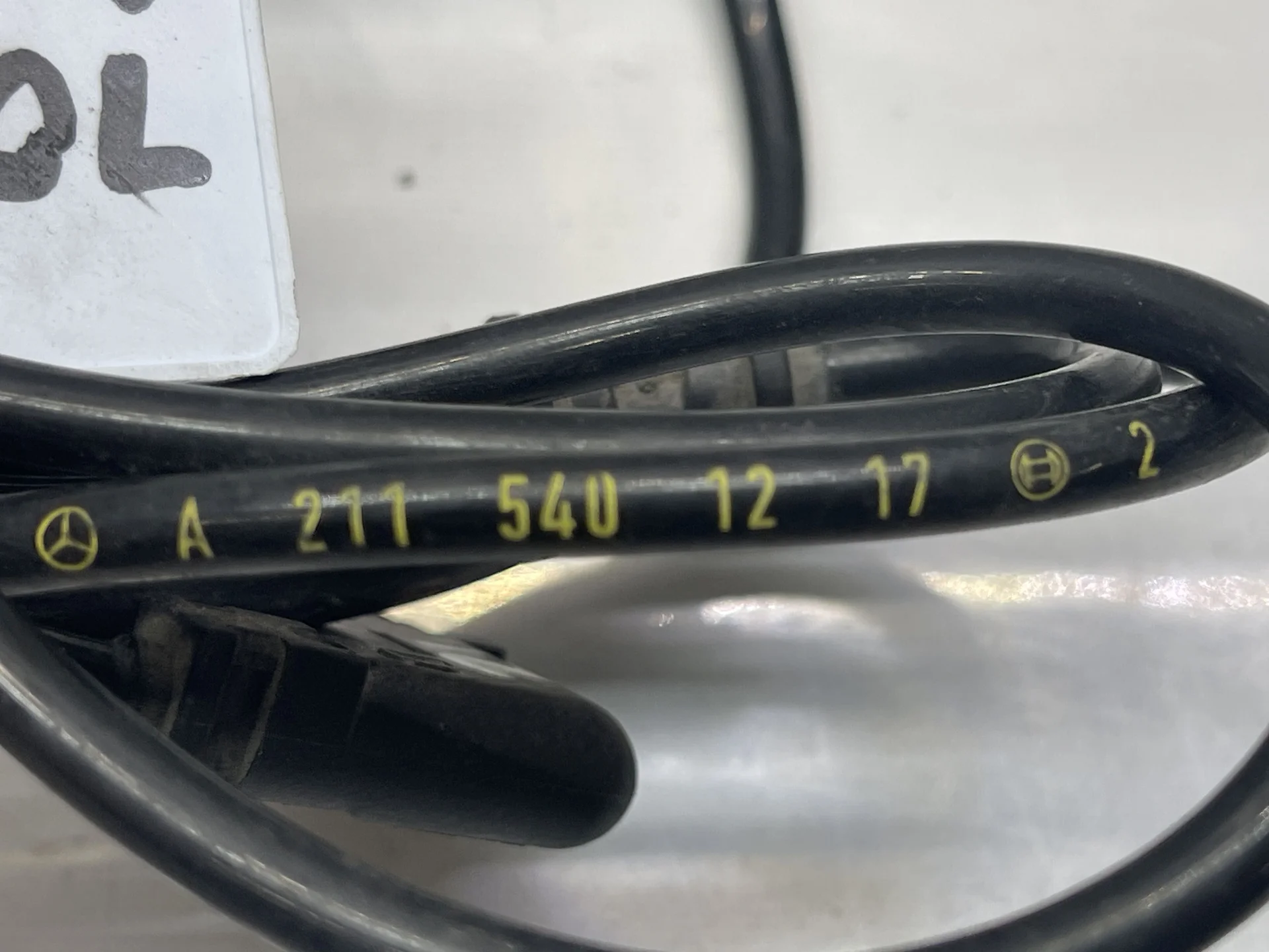 Датчик ABS задний правый Mercedes-Benz W211  A2115401217 - миниатюра 4