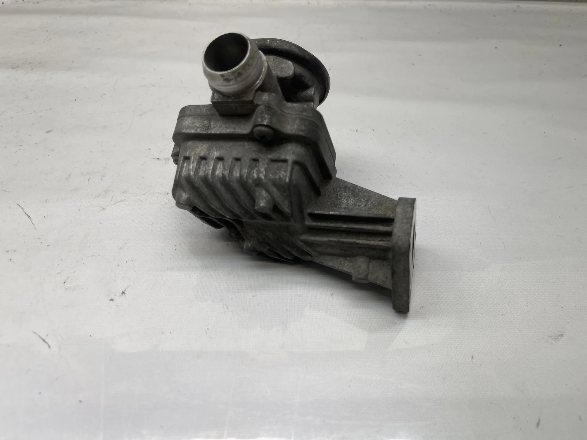 Клапан ЕГР Mercedes-Benz W211 272 A0021408360 - миниатюра 2