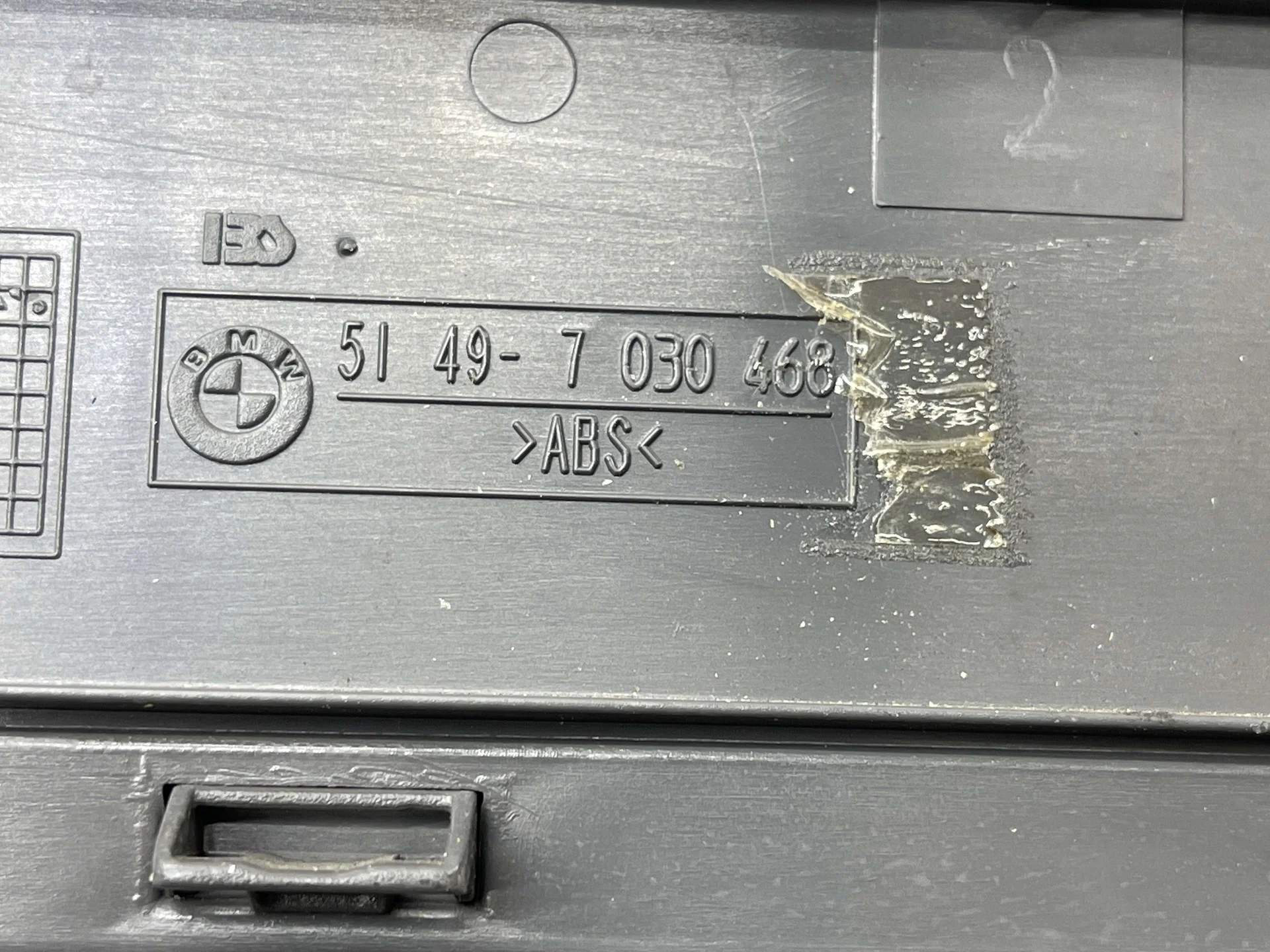 Накладка крышки багажника снизу BMW 7 серия IV - E66 51497007030 - миниатюра 5