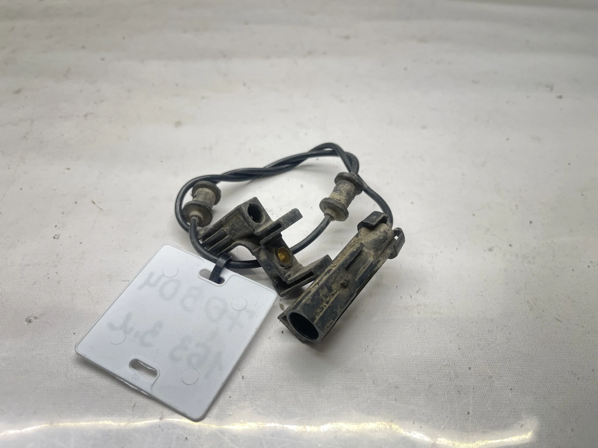 Проводка датчика износа задних колодок Mercedes-Benz W163 A1635408905 - изображение 1