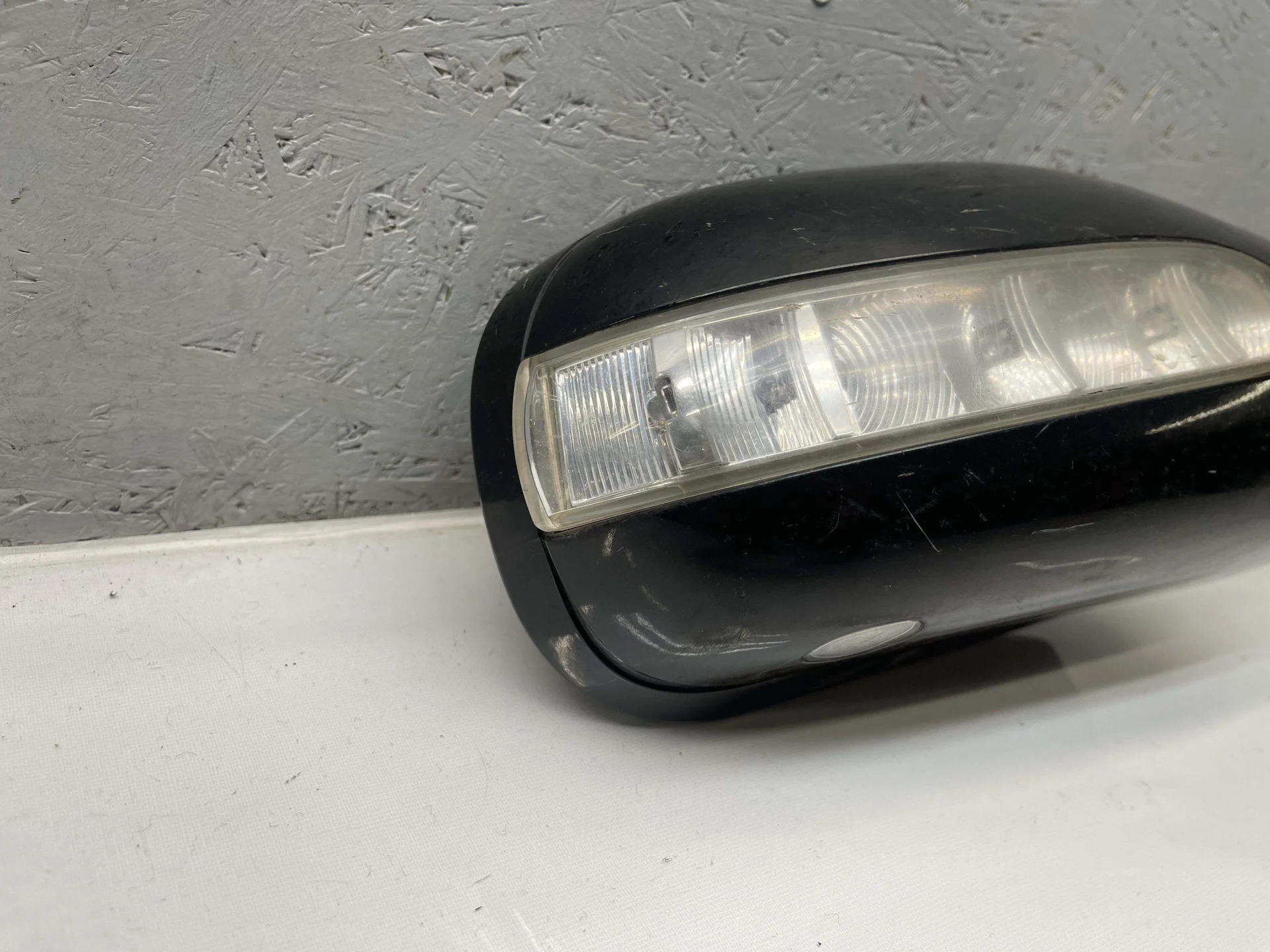Корпус зеркала прав. Mercedes-Benz W220 A2208101064 - миниатюра 2