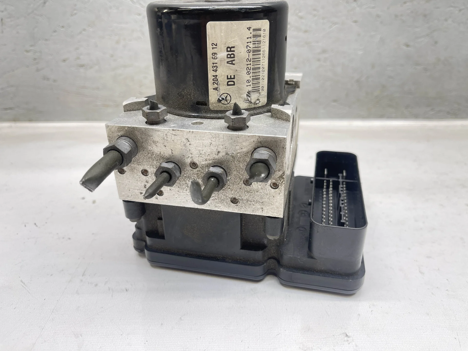 Блок ABS (насос) Mercedes-Benz W204 271 A1724312712 - миниатюра 3