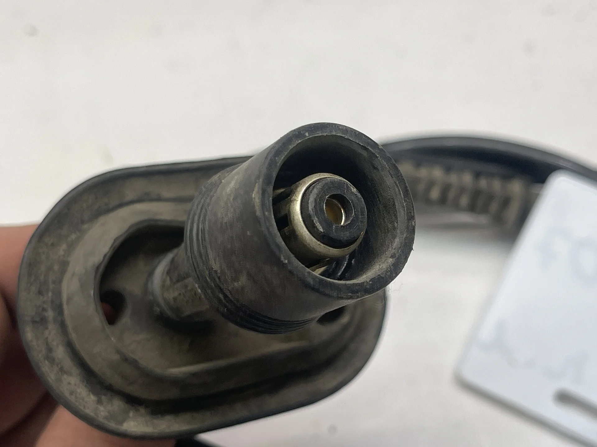 Датчик ABS передний левый Mercedes-Benz W124  A1245401617 - миниатюра 2