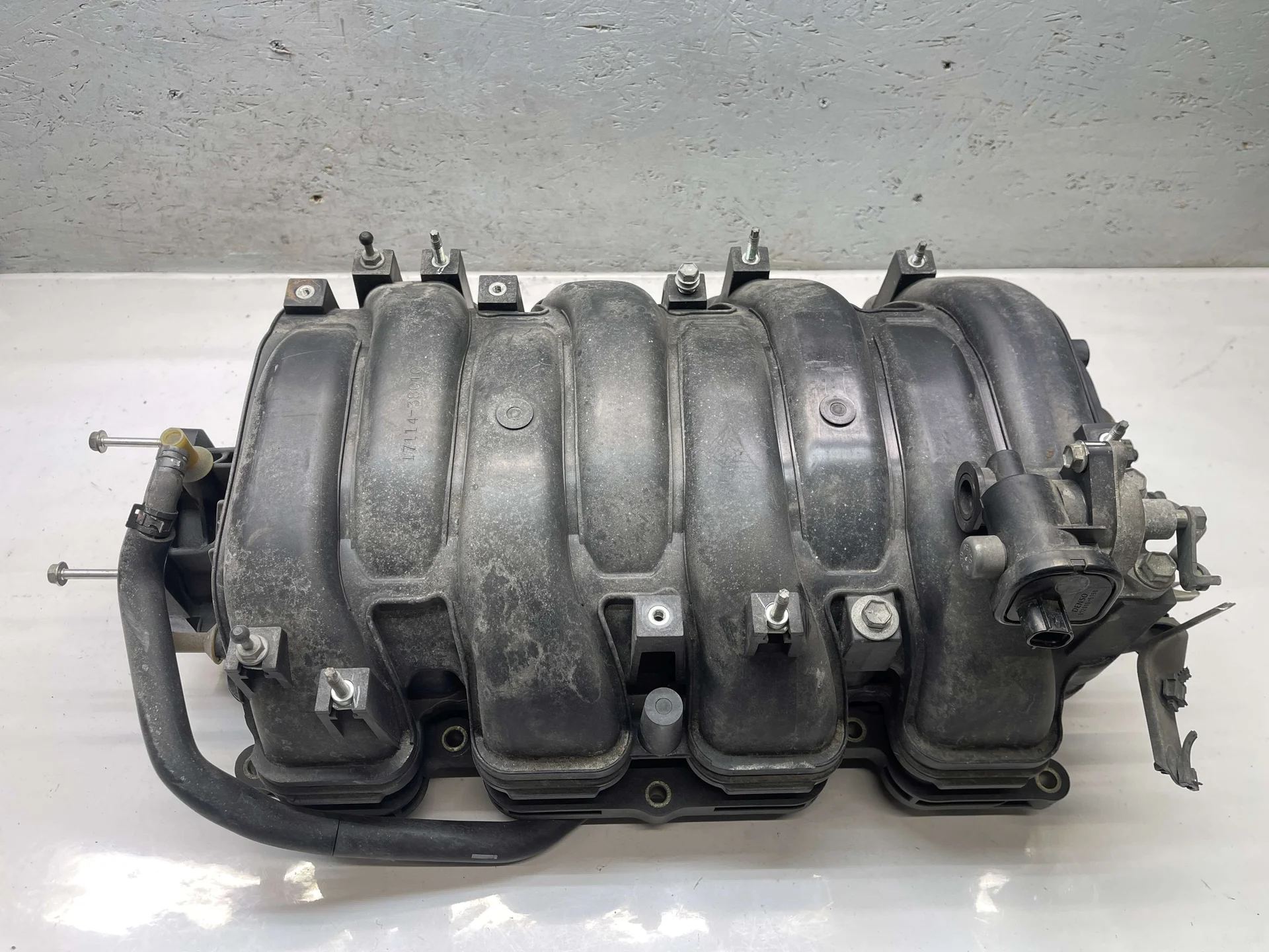 Впускной коллектор Lexus LS IV USF40 1712038021 - изображение 1
