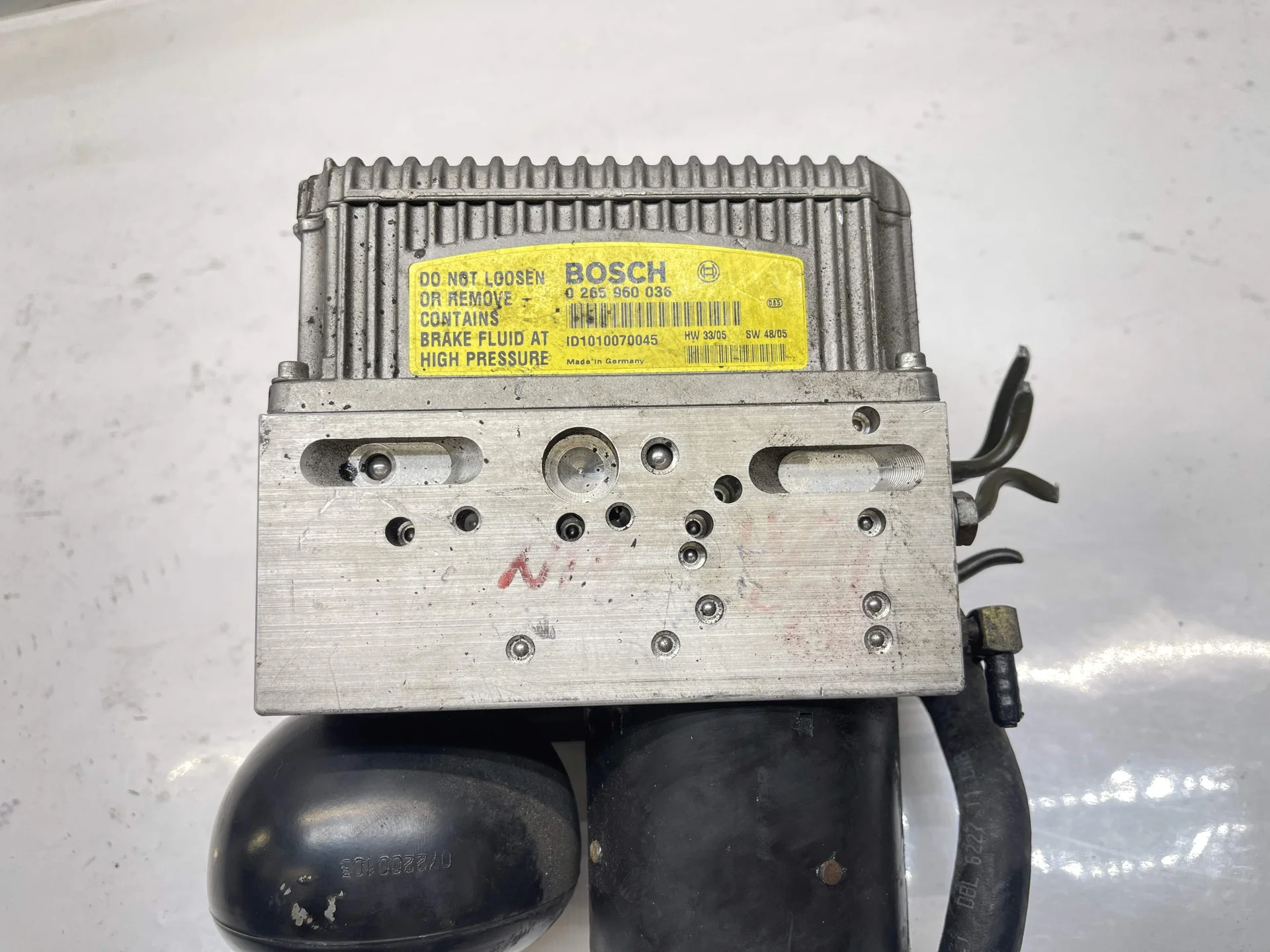 Блок ABS (насос) Mercedes-Benz W211 112 A0054317912 - миниатюра 4