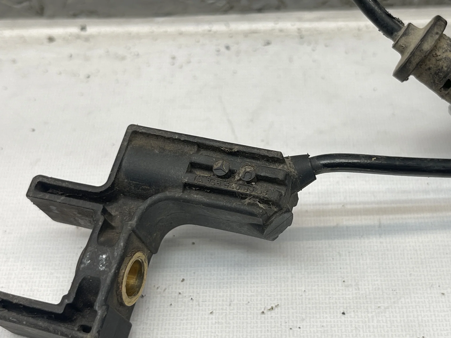 Проводка датчика износа задних колодок Mercedes-Benz W163 A1635408905 - миниатюра 4