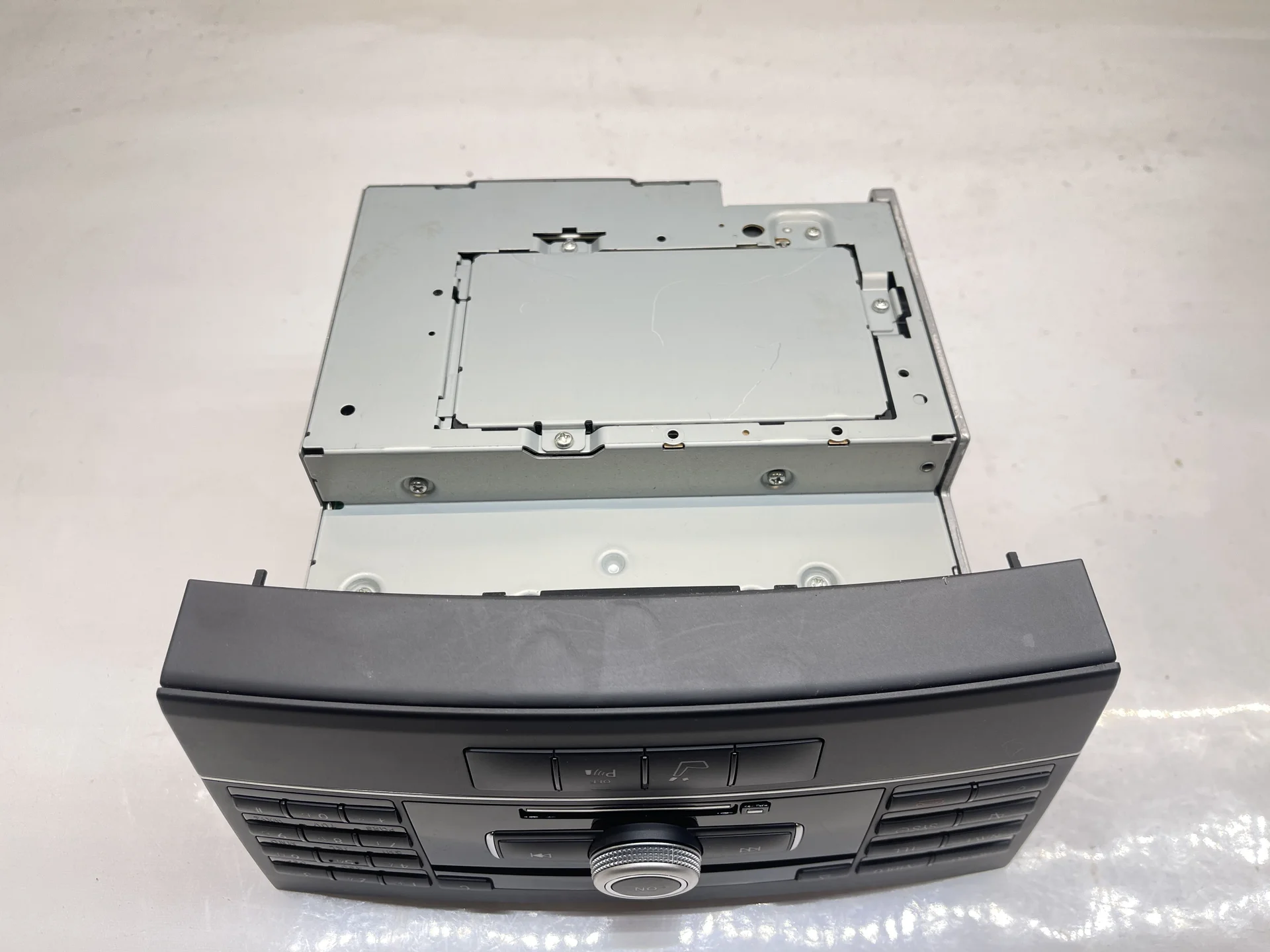 Команд Mercedes-Benz W212 271 A2129008709 - миниатюра 6