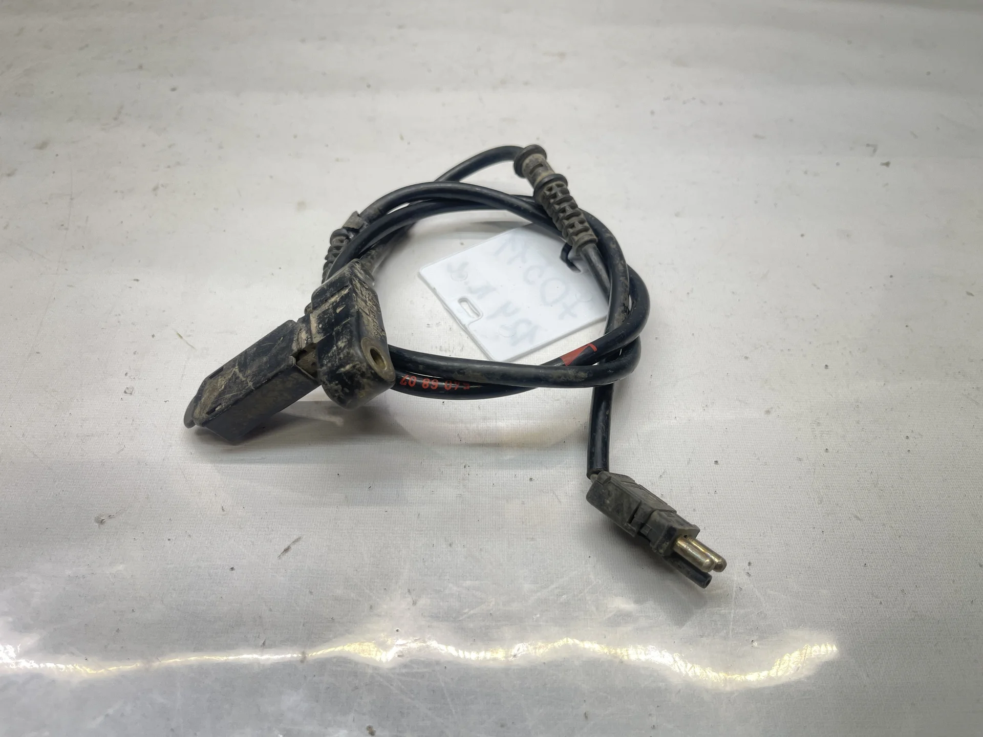 Проводка датчика износа передних колодок Mercedes-Benz W124 A1245406807 - изображение 1