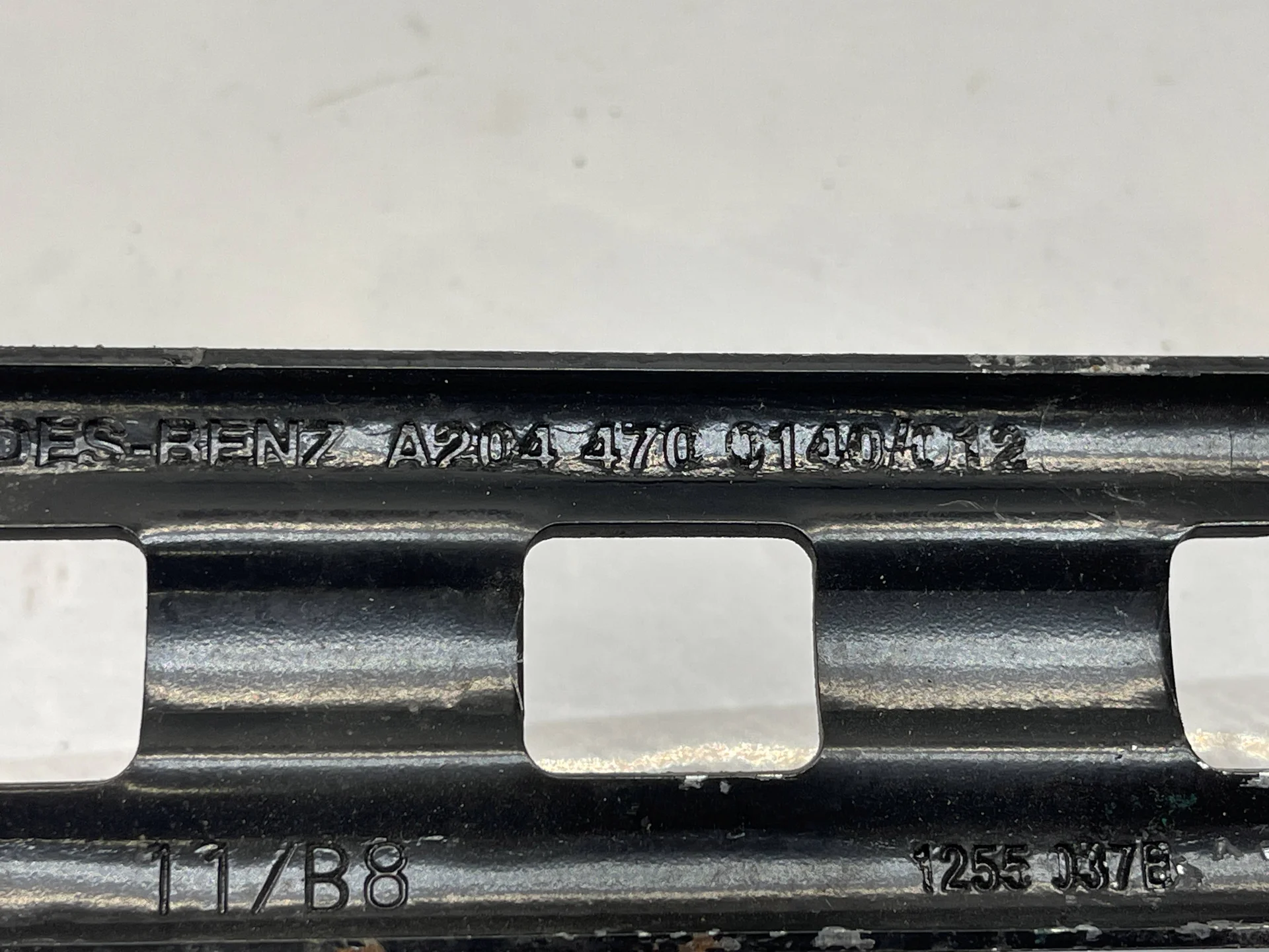Лента крепления бензобака Mercedes-Benz W204 271 A2044700140 - миниатюра 2