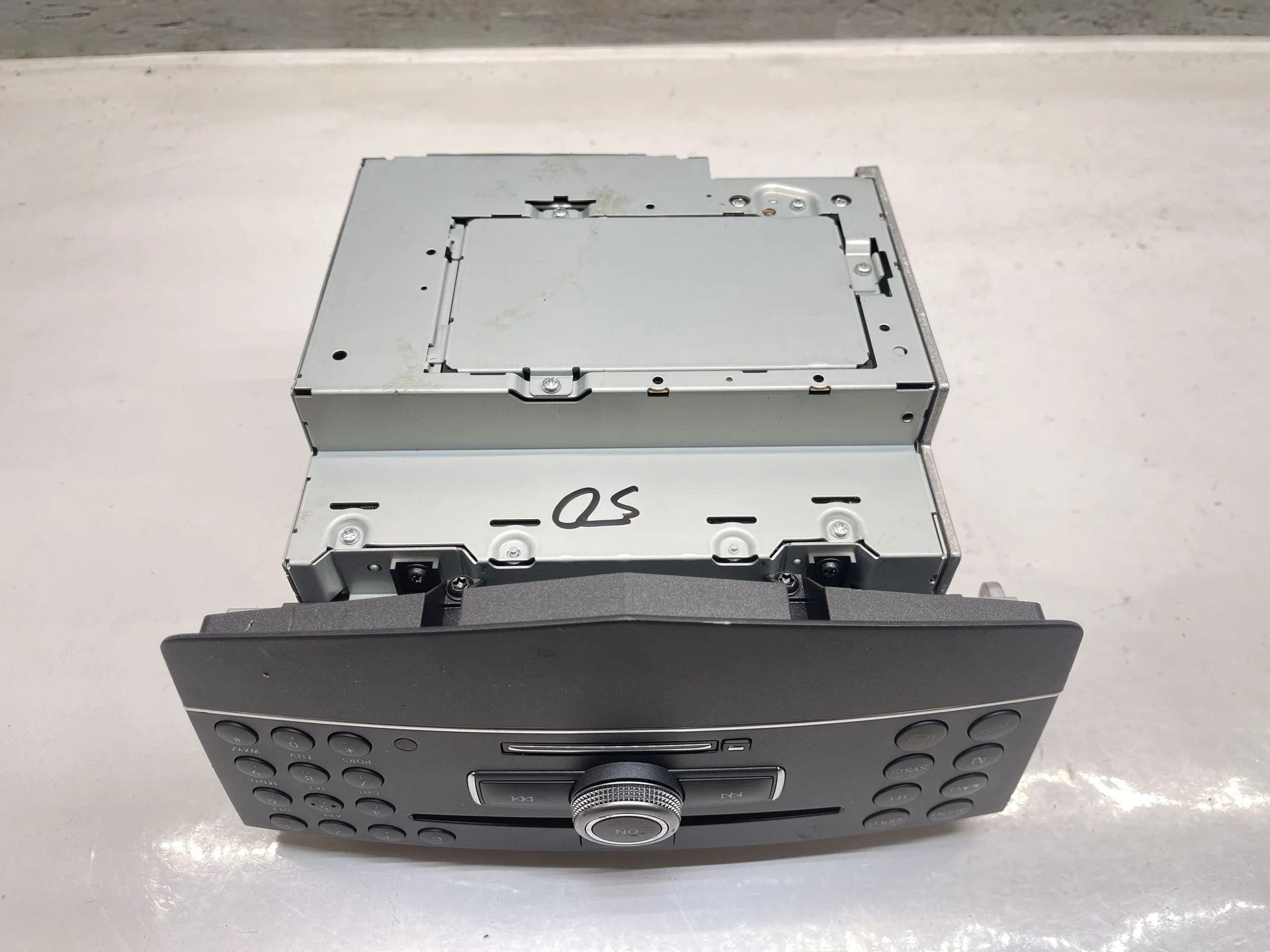 Команд Mercedes-Benz W204 271 A2049006303 - миниатюра 6