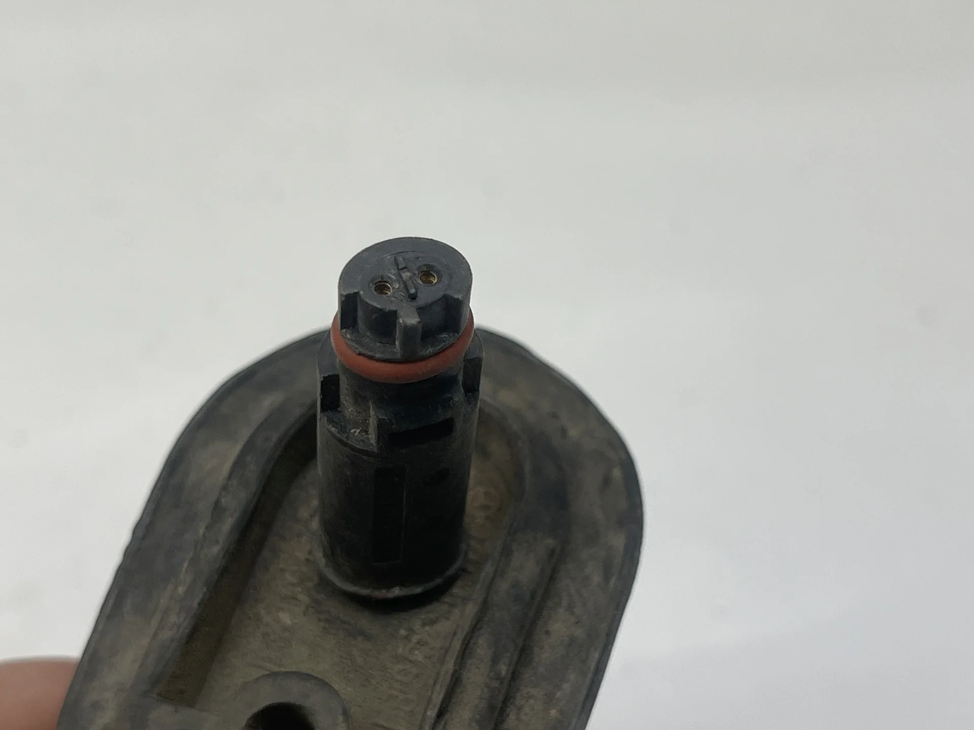 Датчик ABS передний левый Mercedes-Benz W124  A1245403117 - миниатюра 2