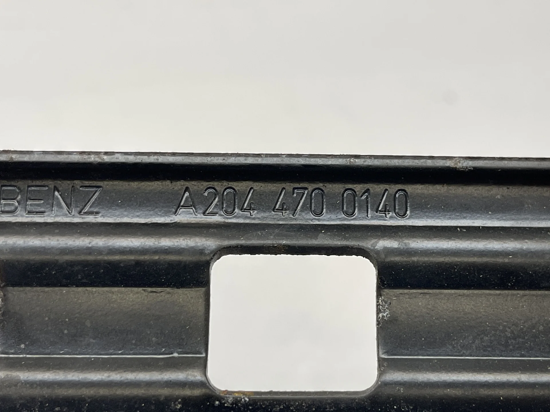 Лента крепления бензобака Mercedes-Benz W204 271 A2044700140 - миниатюра 2