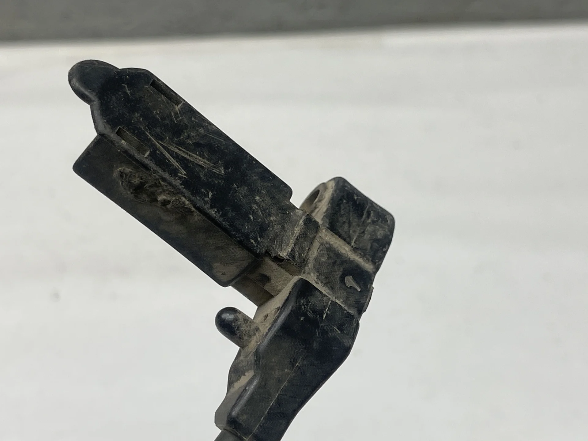 Проводка датчика износа передних колодок  Mercedes-Benz W124  A1245406917 - миниатюра 3