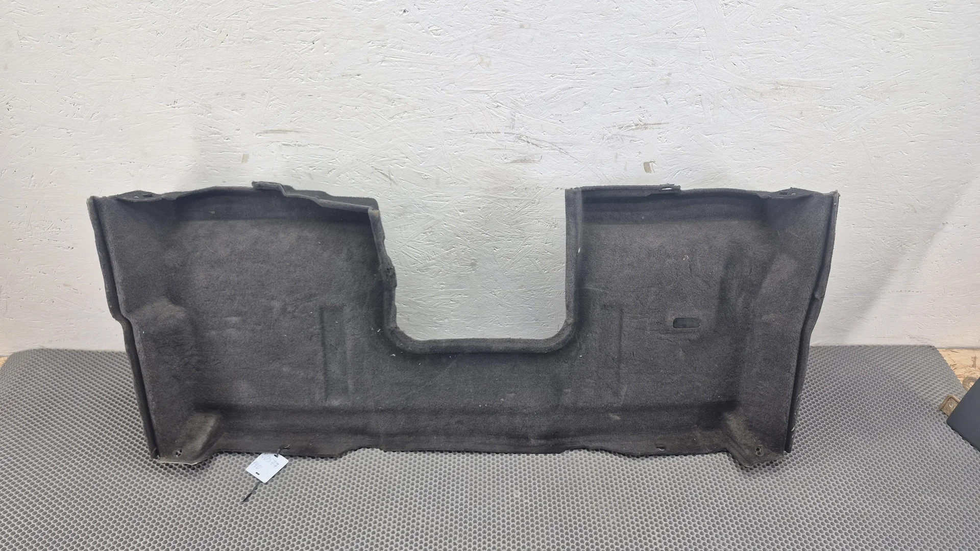 Обшивка багажного отделения Mercedes-Benz W210 A2106904425 - миниатюра 2