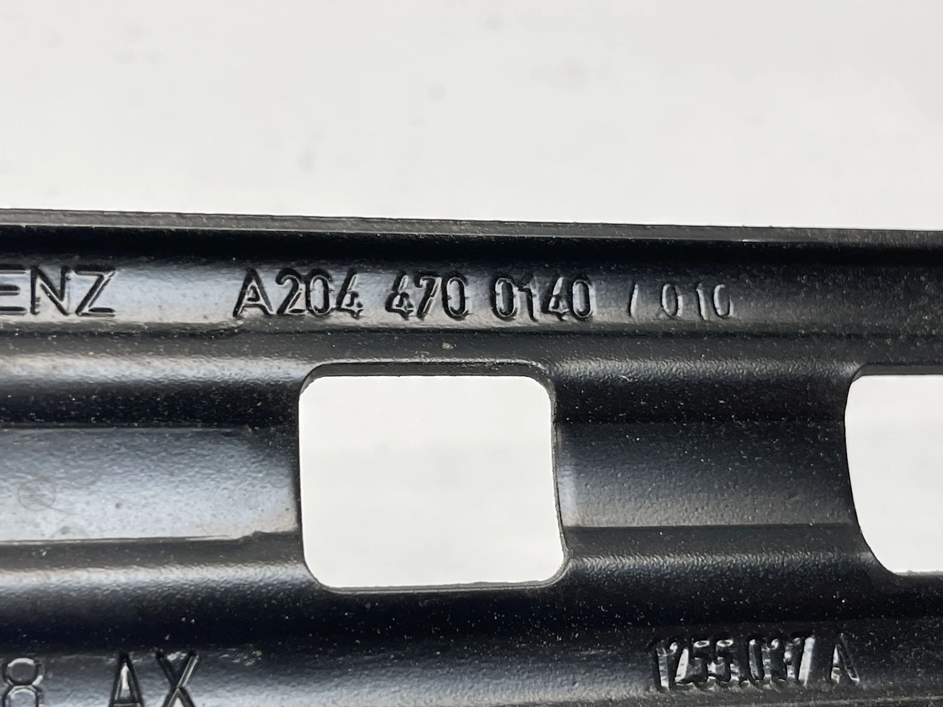 Лента крепления бензобака Mercedes-Benz W204 271 A2044700114 - миниатюра 2
