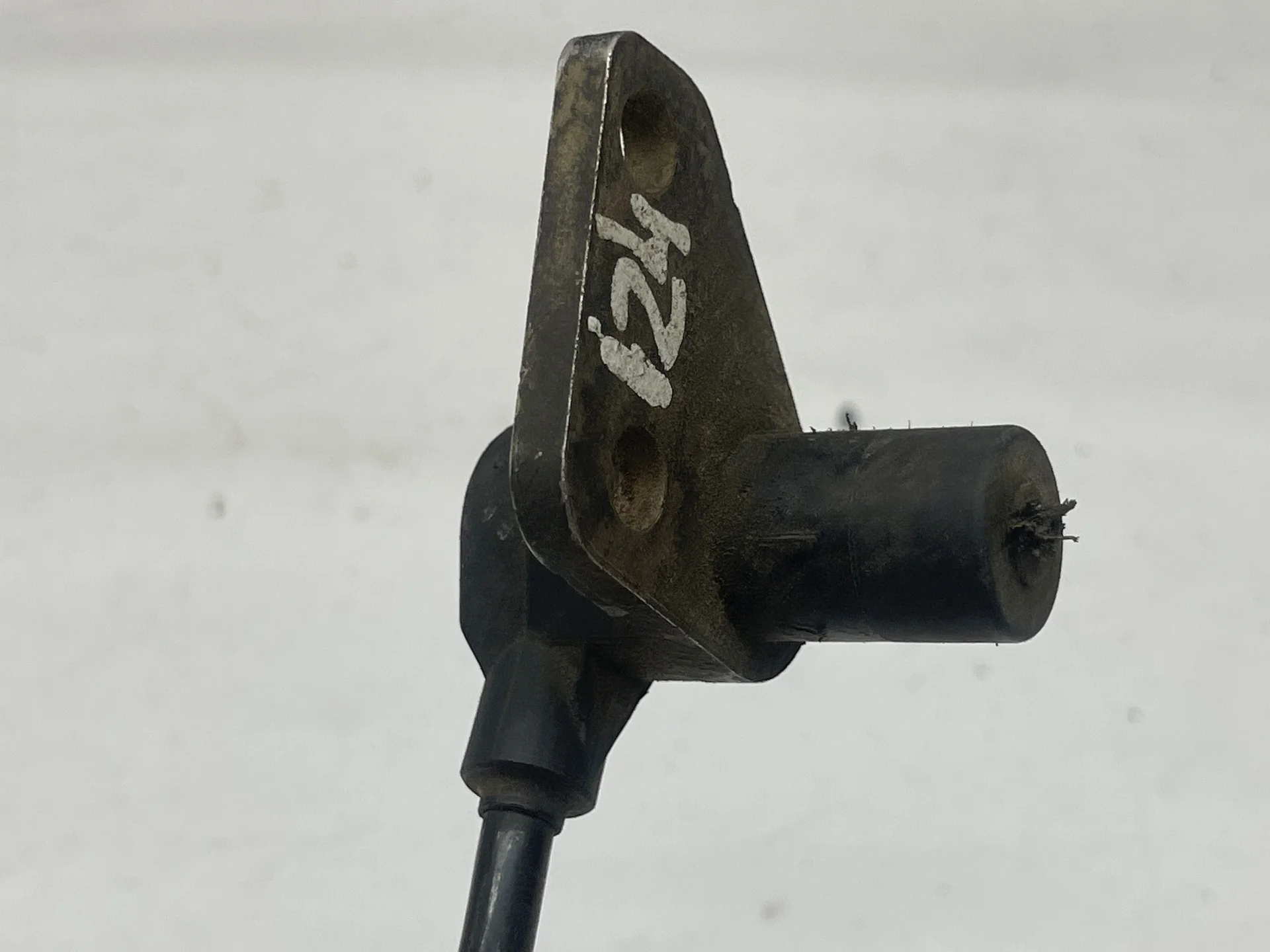 Датчик ABS передний левый Mercedes-Benz W124  A1245403117 - миниатюра 3
