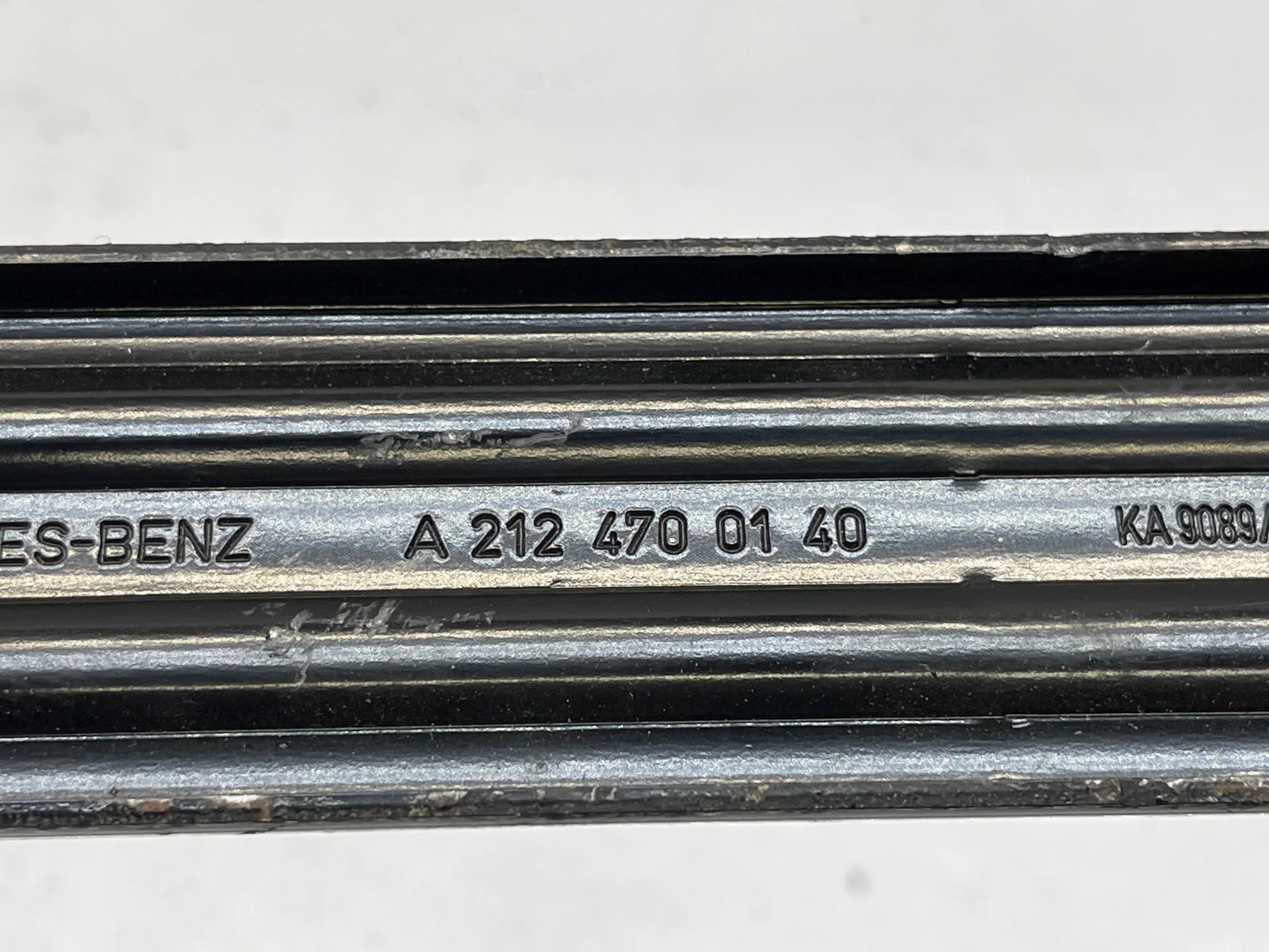 Лента крепления бензобака Mercedes-Benz W212 271 A2124700140 - миниатюра 2