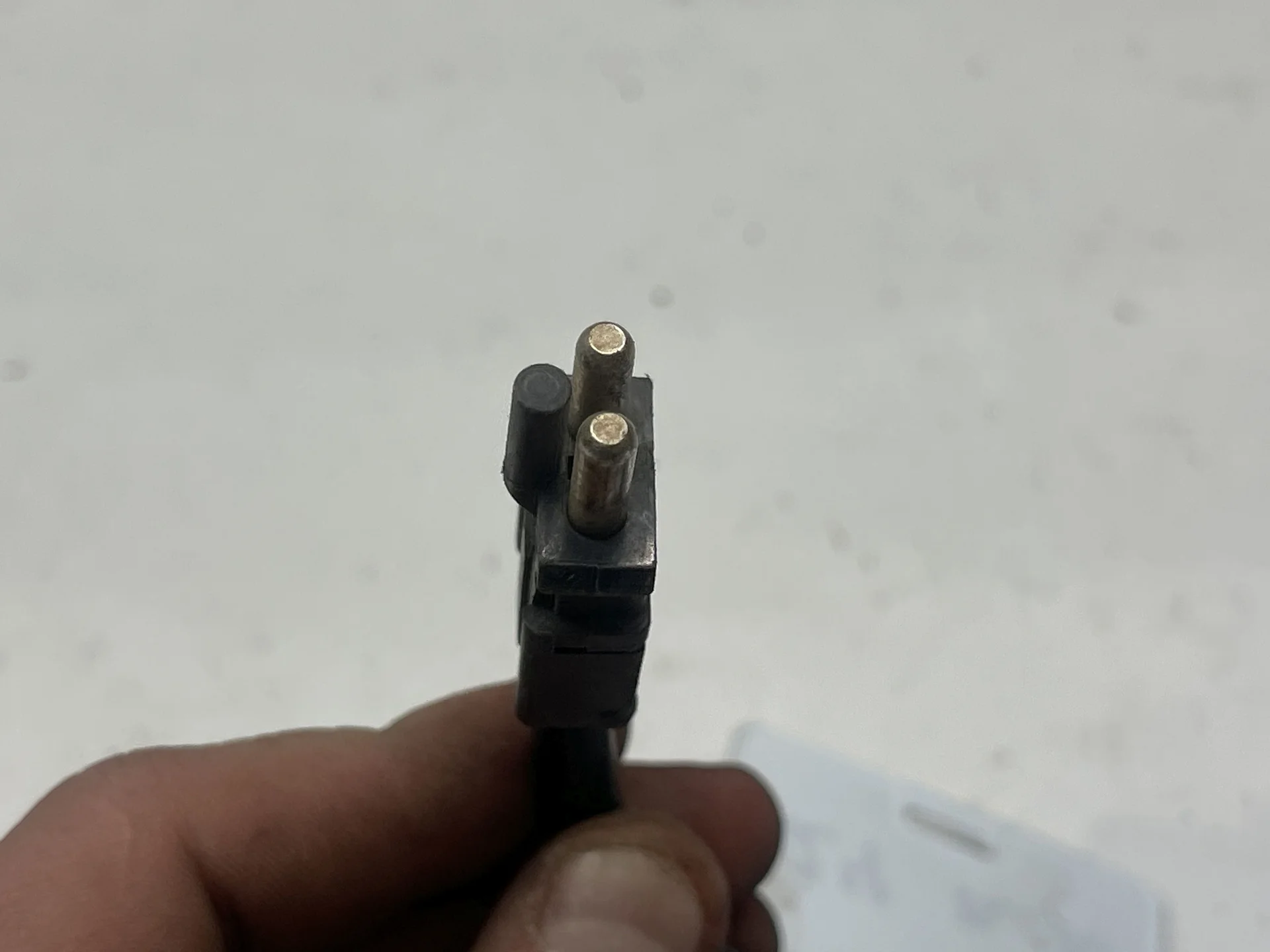 Проводка датчика износа передних колодок Mercedes-Benz W124 A1245406107 - миниатюра 2