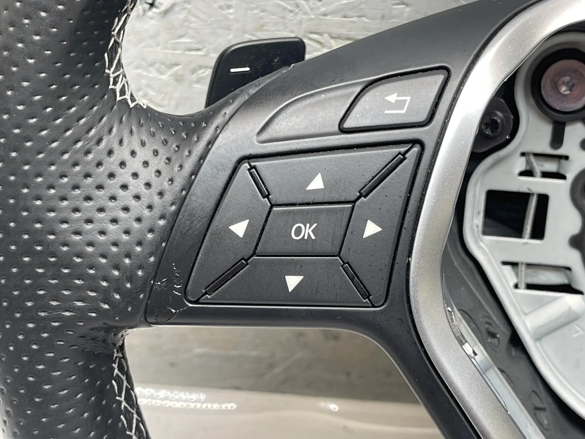 Руль Mercedes-Benz W176 270 A2184602018 - миниатюра 4