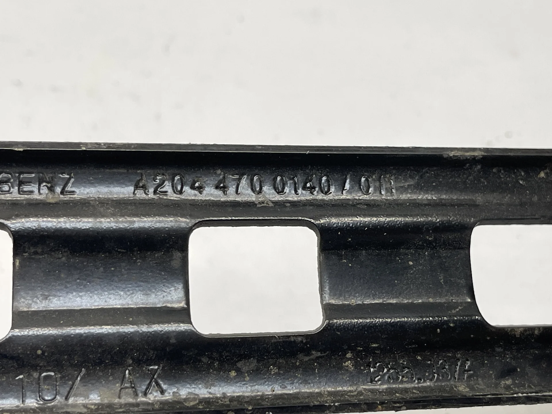 Лента крепления бензобака Mercedes-Benz W204 271 A2044700140 - миниатюра 2