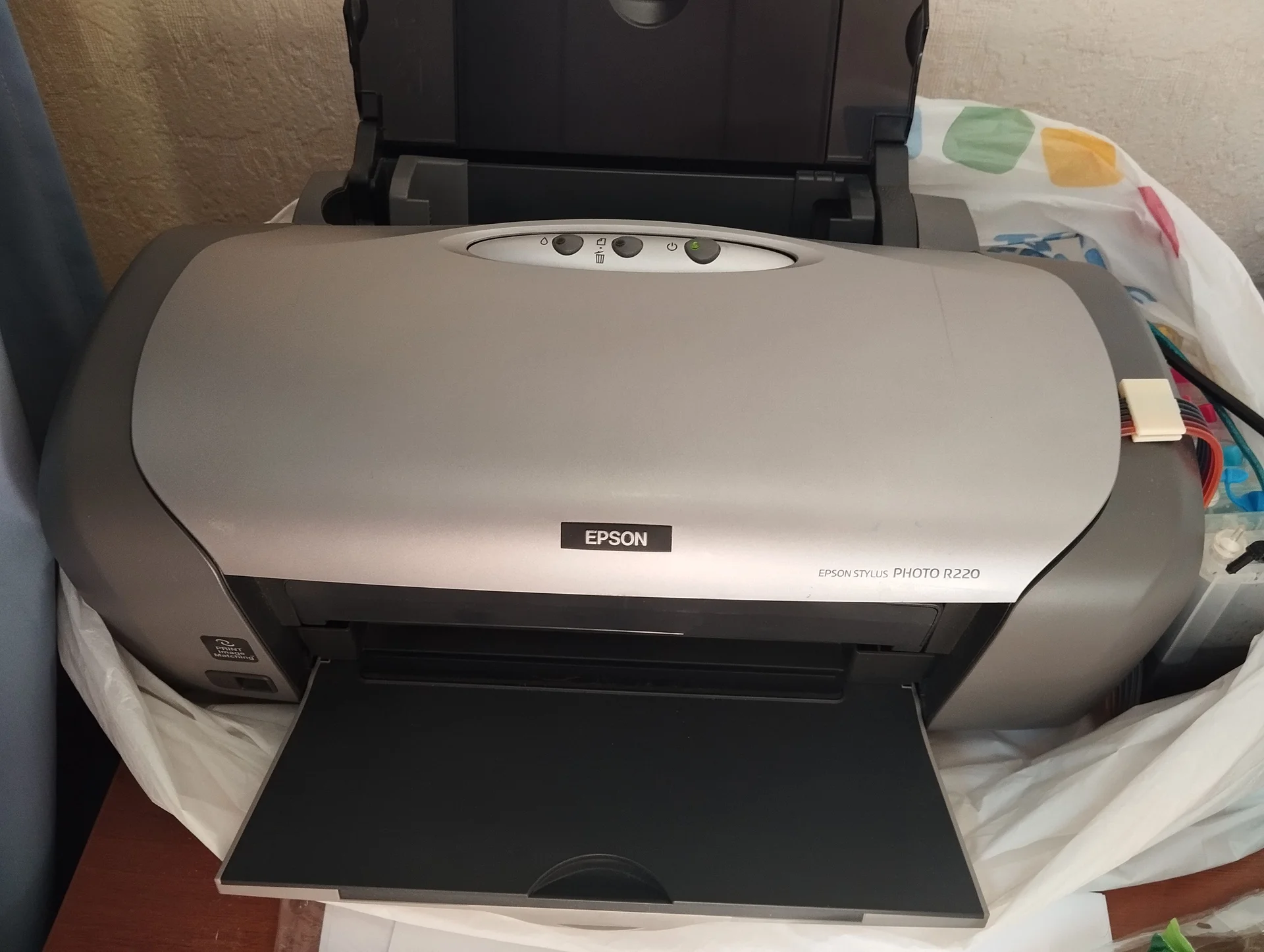Принтер Epson Stylus Photo R220 с СНПЧ - изображение 1
