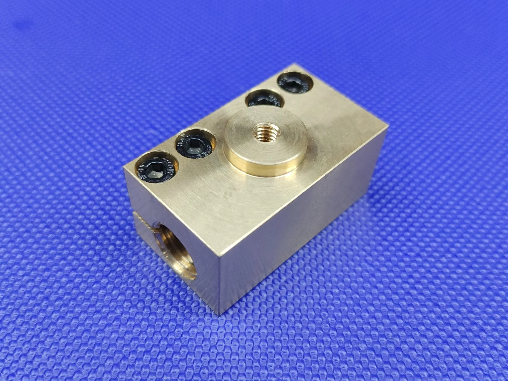 WM210F Тр10х1.25 LH поперечная гайка версия 2 - миниатюра 3