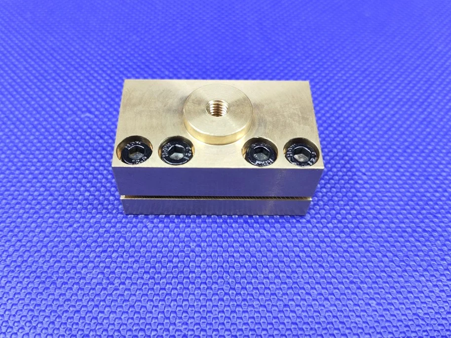 WM210F Тр10х1.25 LH поперечная гайка версия 2 - миниатюра 5