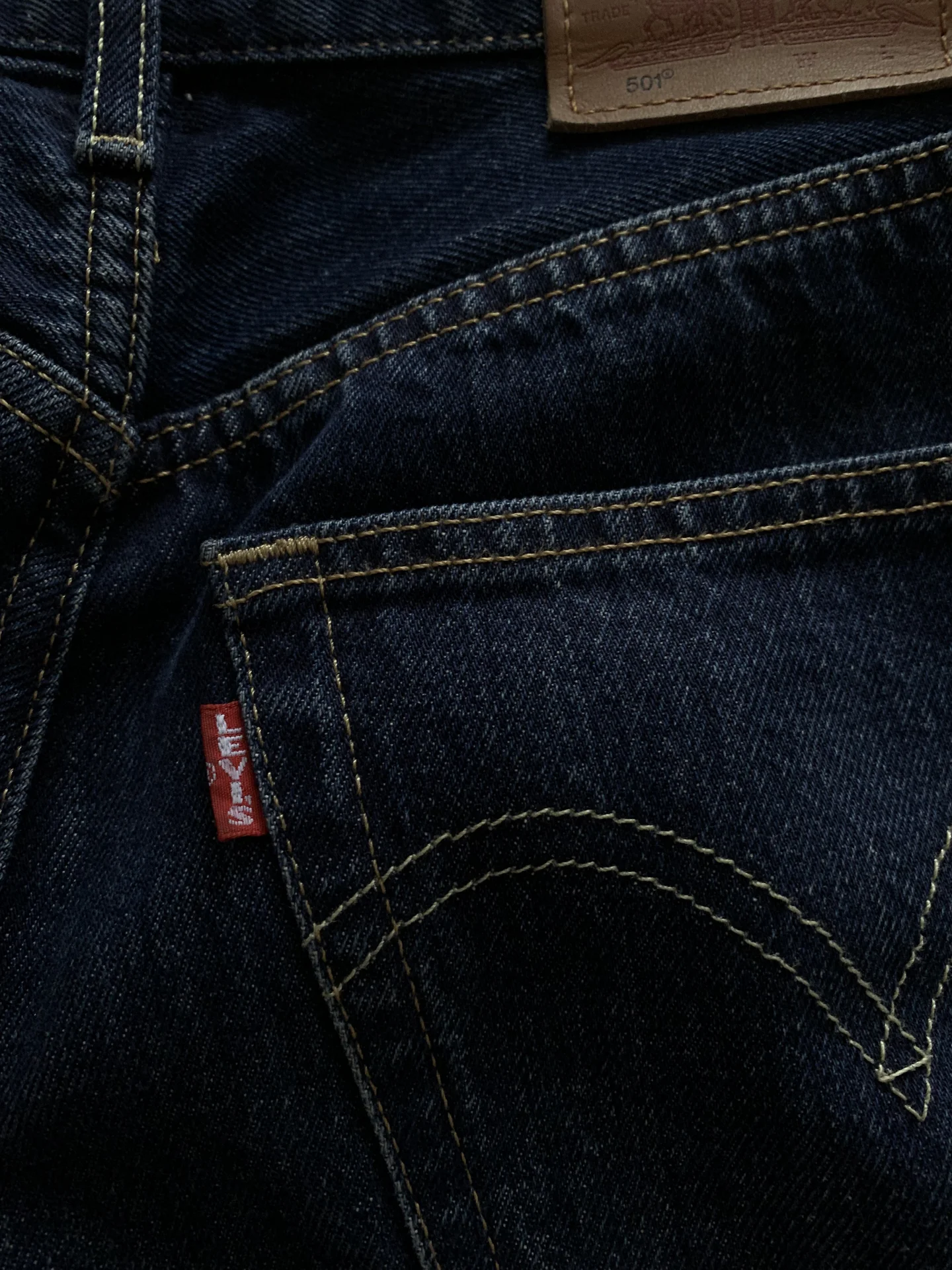 Джинсы женские Levi’s 501 - миниатюра 3