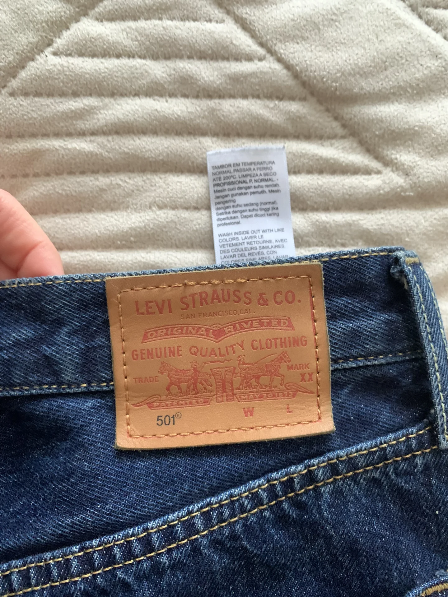 Джинсы женские Levi’s 501 - миниатюра 4