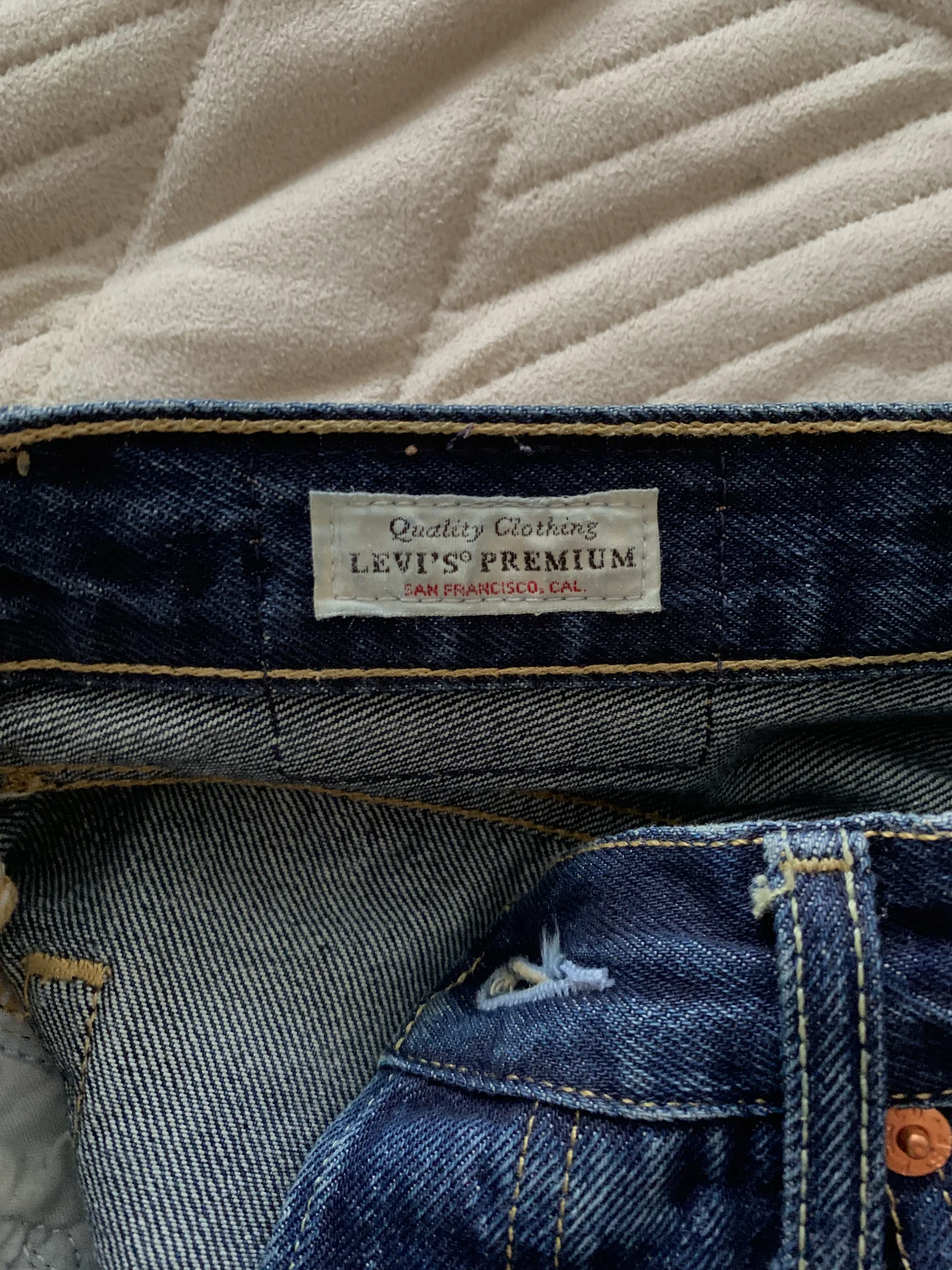 Джинсы женские Levi’s 501 - миниатюра 5
