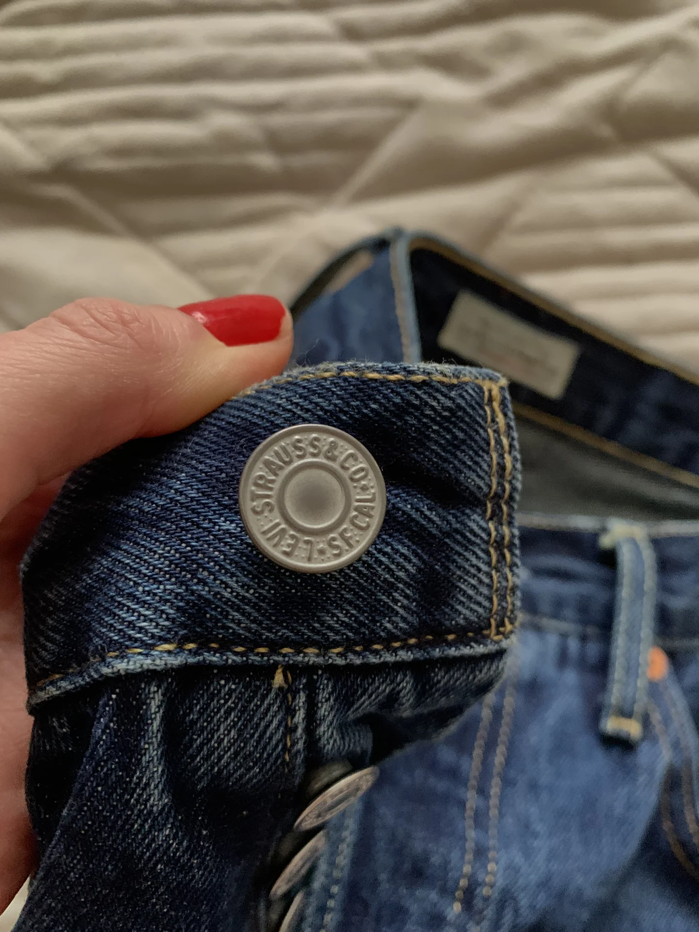Джинсы женские Levi’s 501 - миниатюра 6