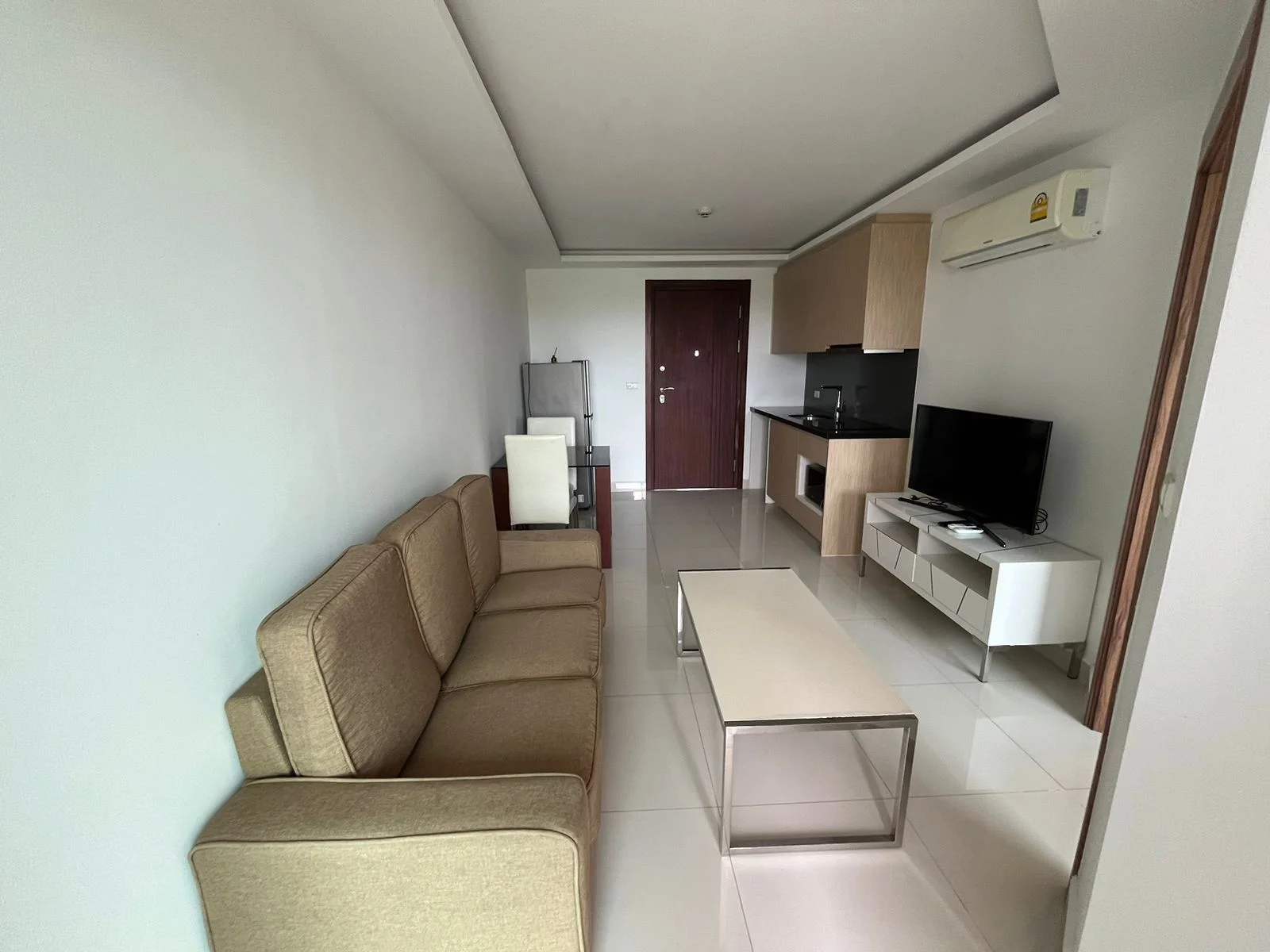 Продам уютную квартиру в популярном комплексе Laguna Beach Resort 3 в Паттайе - миниатюра 3