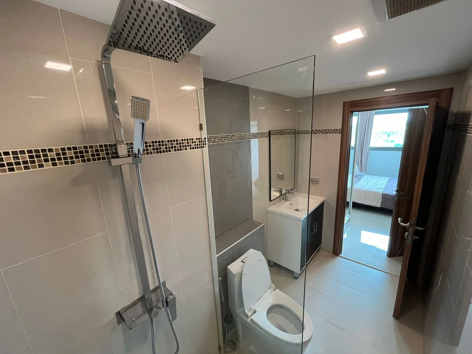 Продам уютную квартиру в популярном комплексе Laguna Beach Resort 3 в Паттайе - миниатюра 7