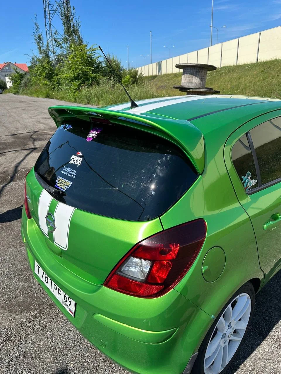 Комплект спойлеров на крышку багажника для Opel Corsa D(5дверей) - миниатюра 2