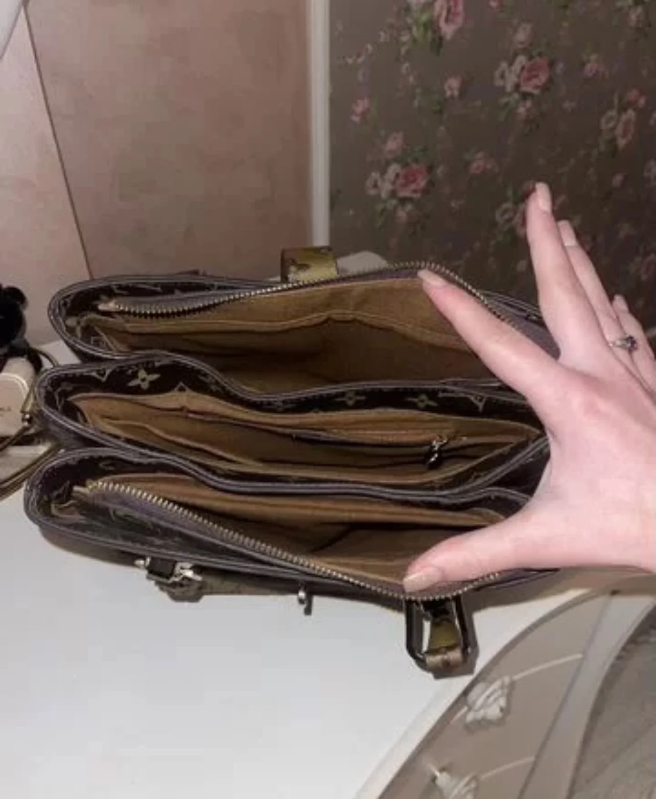 Сумка Louis Vuitton - миниатюра 5