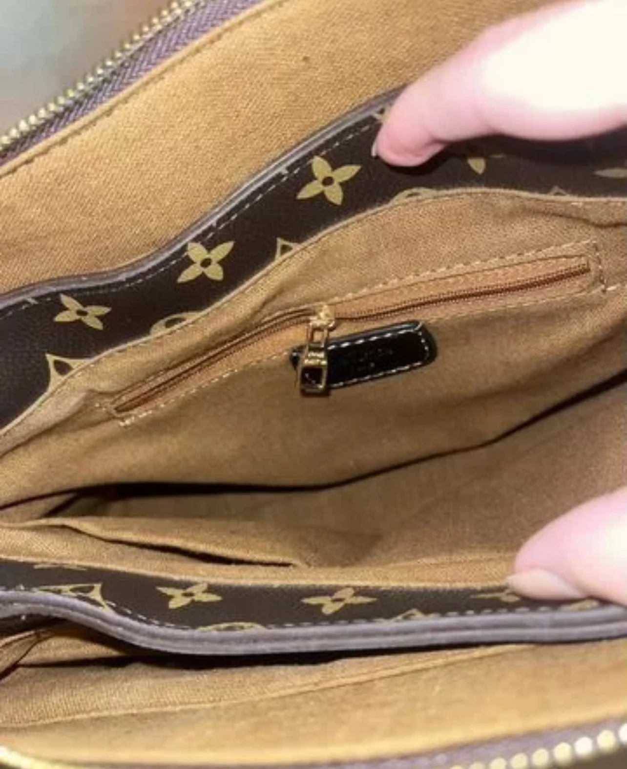Сумка Louis Vuitton - миниатюра 8