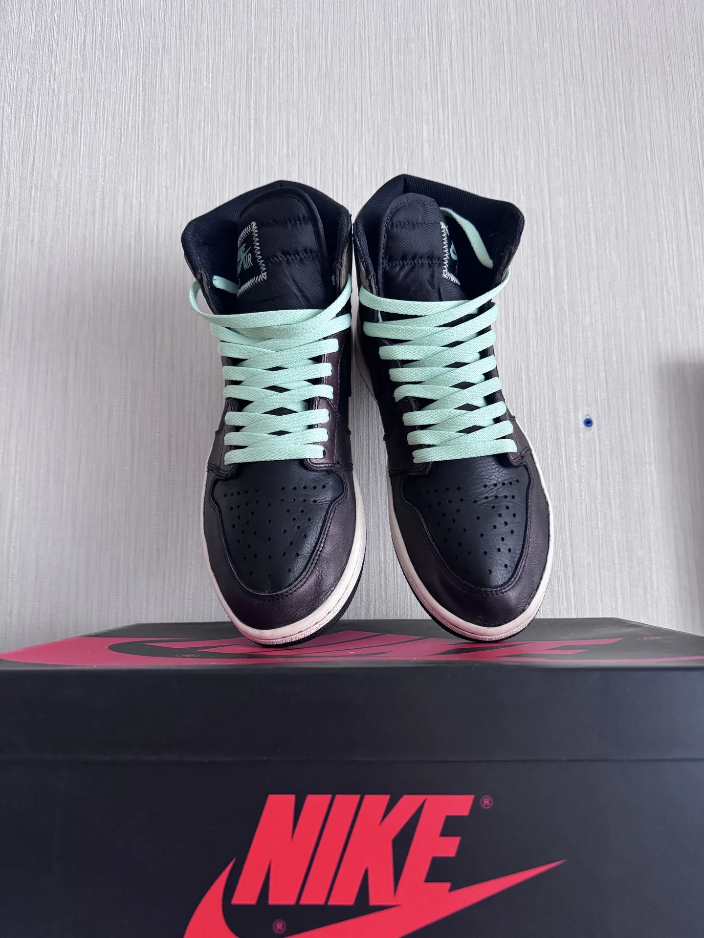 Кроссовки Nike Air Jordan 1 High Patina - миниатюра 5