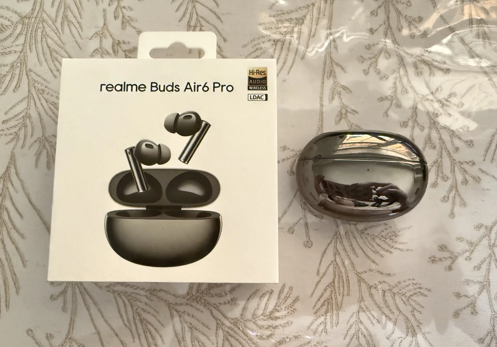 беспроводные наушники realme buds air6 pro - миниатюра 2