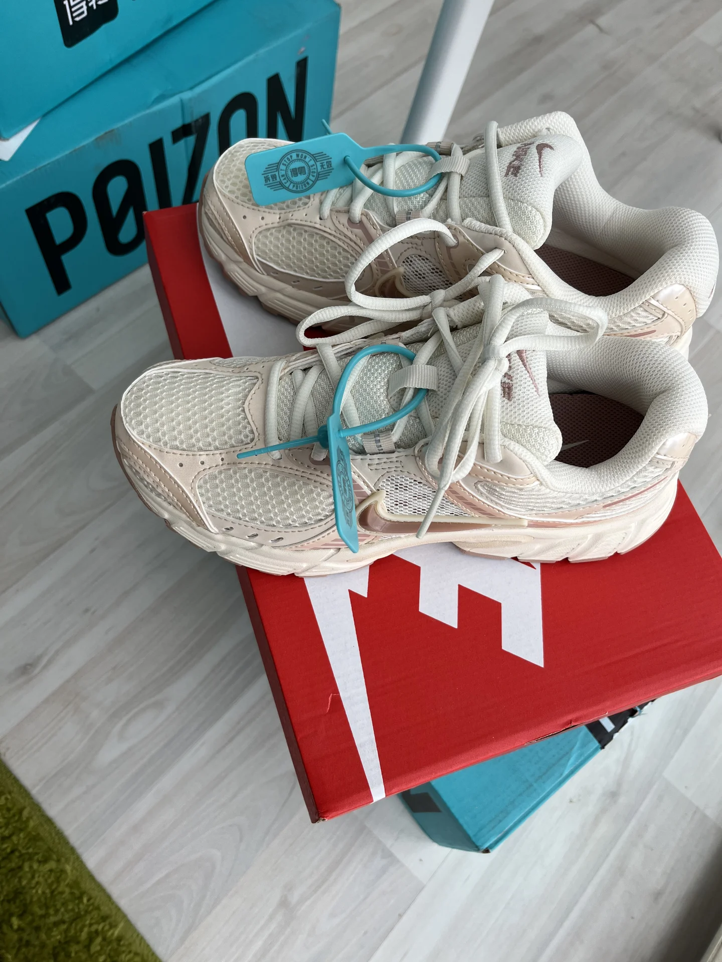 Кроссовки Nike V5 RNR - миниатюра 3